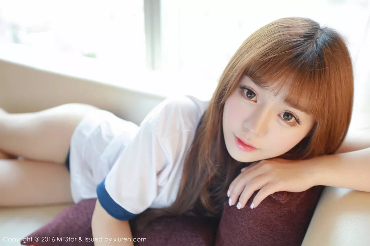 秀人集.com_[MFStar模范学院]Vol.079_嫩模粉芭比VV居家私房内衣系列蕾丝内裤秀美臀诱惑写真50P