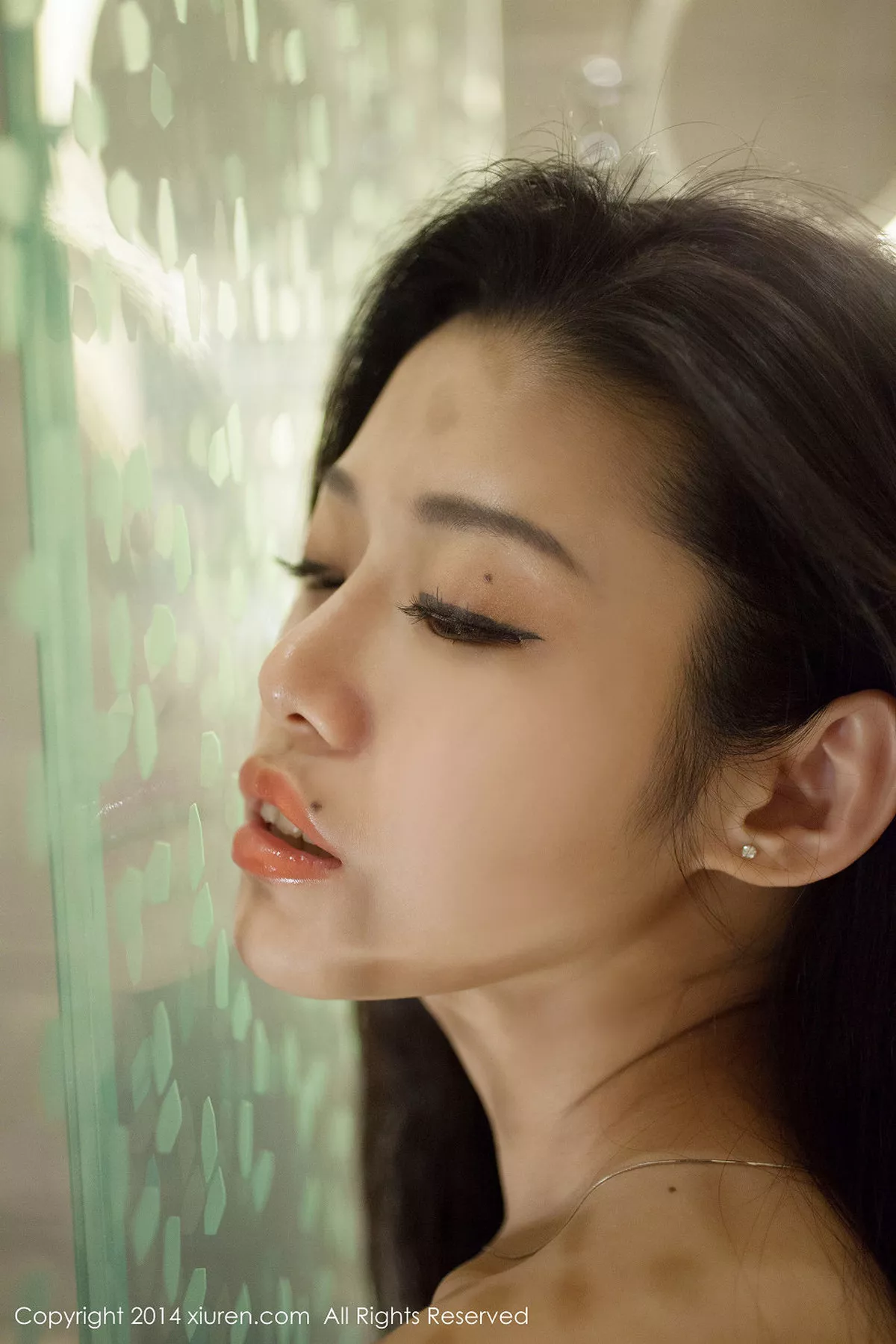 秀人集.com_[XiuRen秀人网]No.184_嫩模luvian本能居家性感比基尼秀豪乳妩媚迷人写真50P