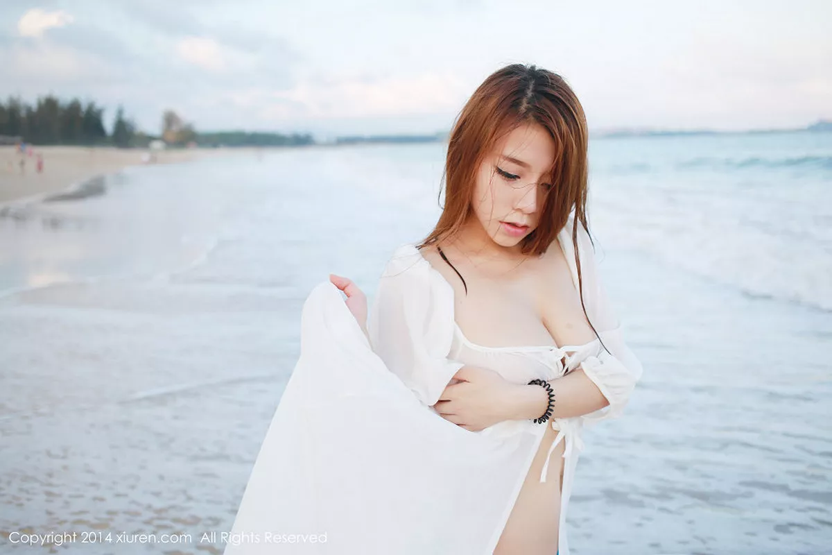 秀人集.com_[XiuRen秀人网]No.165_嫩模vetiver嘉宝贝儿三亚旅拍海边风情性感比基尼写真36P