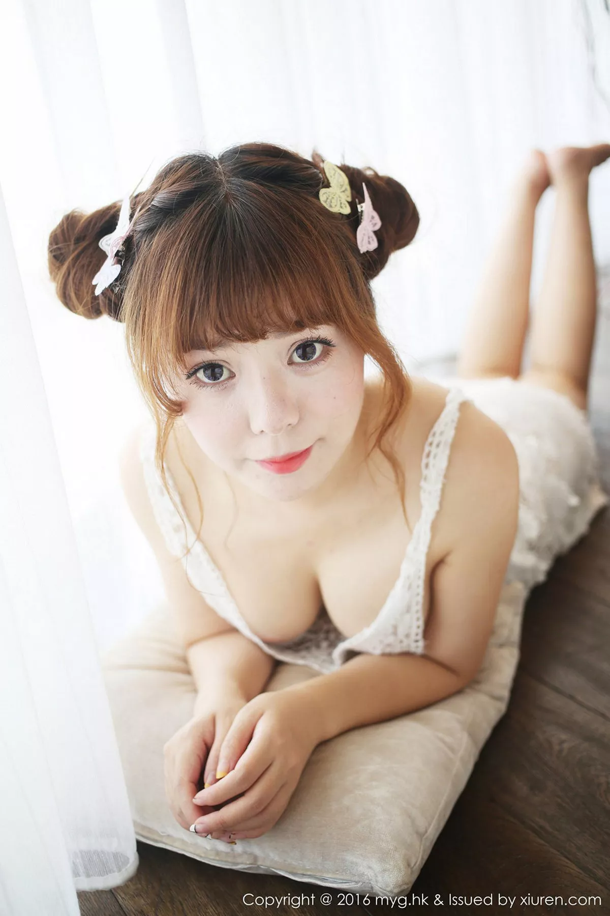 秀人集.com_[MyGirl美媛馆]Vol.225_嫩模粉芭比VV三亚旅拍性感粉红内衣秀豪乳美臀诱惑写真52P