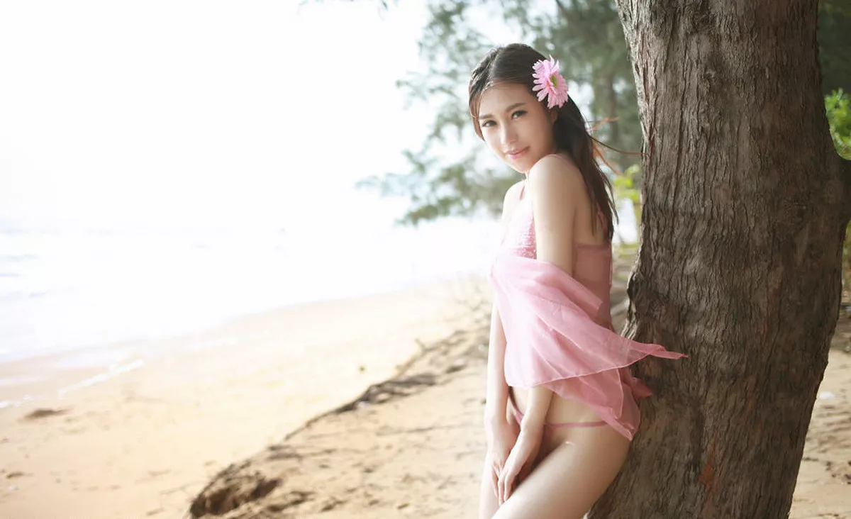 秀人集.com_[XiuRen秀人网]No.188_嫩模绮里嘉ula泰国旅拍海边风情性感比基尼完美身材写真50P