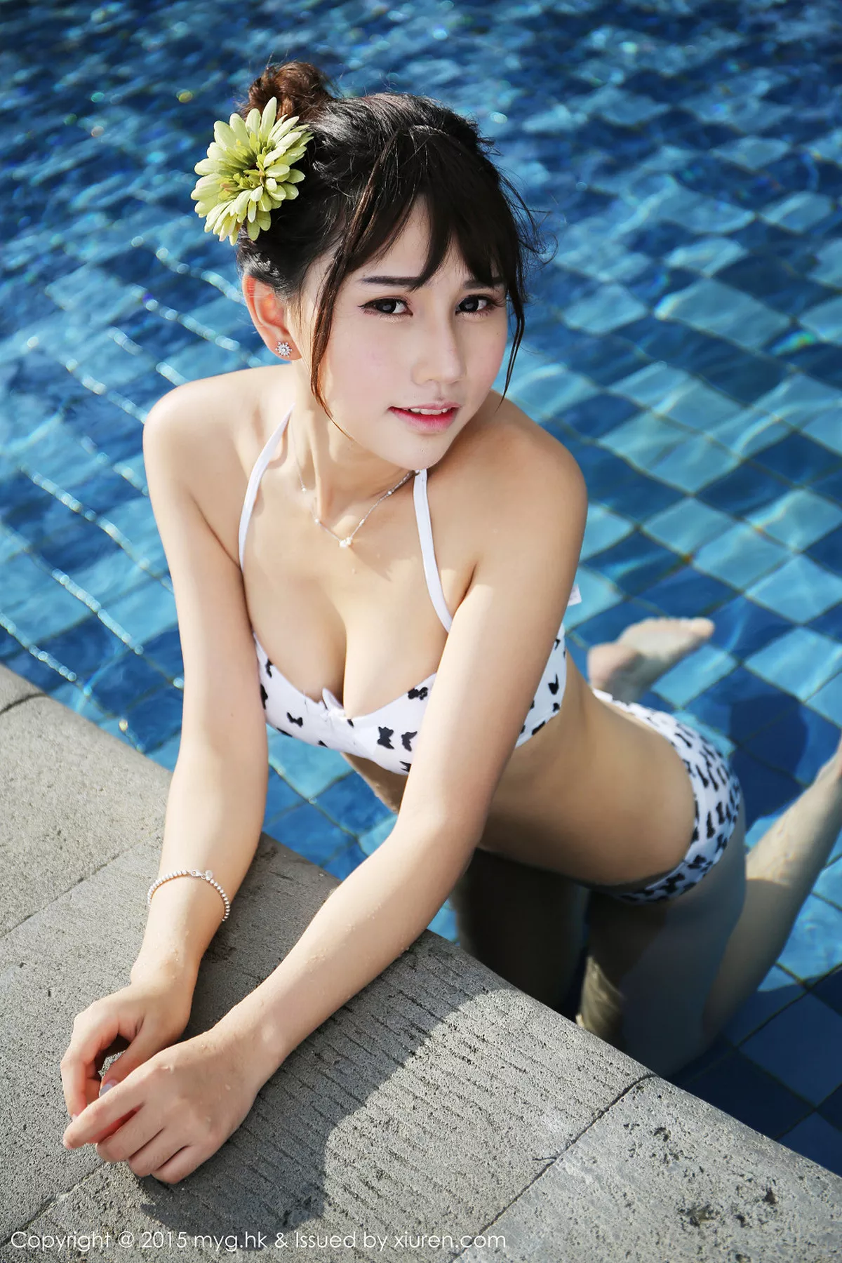 秀人集.com_[MyGirl美媛馆]Vol.151_嫩模Milk楚楚龙目岛旅拍第二套花点比基尼清爽迷人写真57P