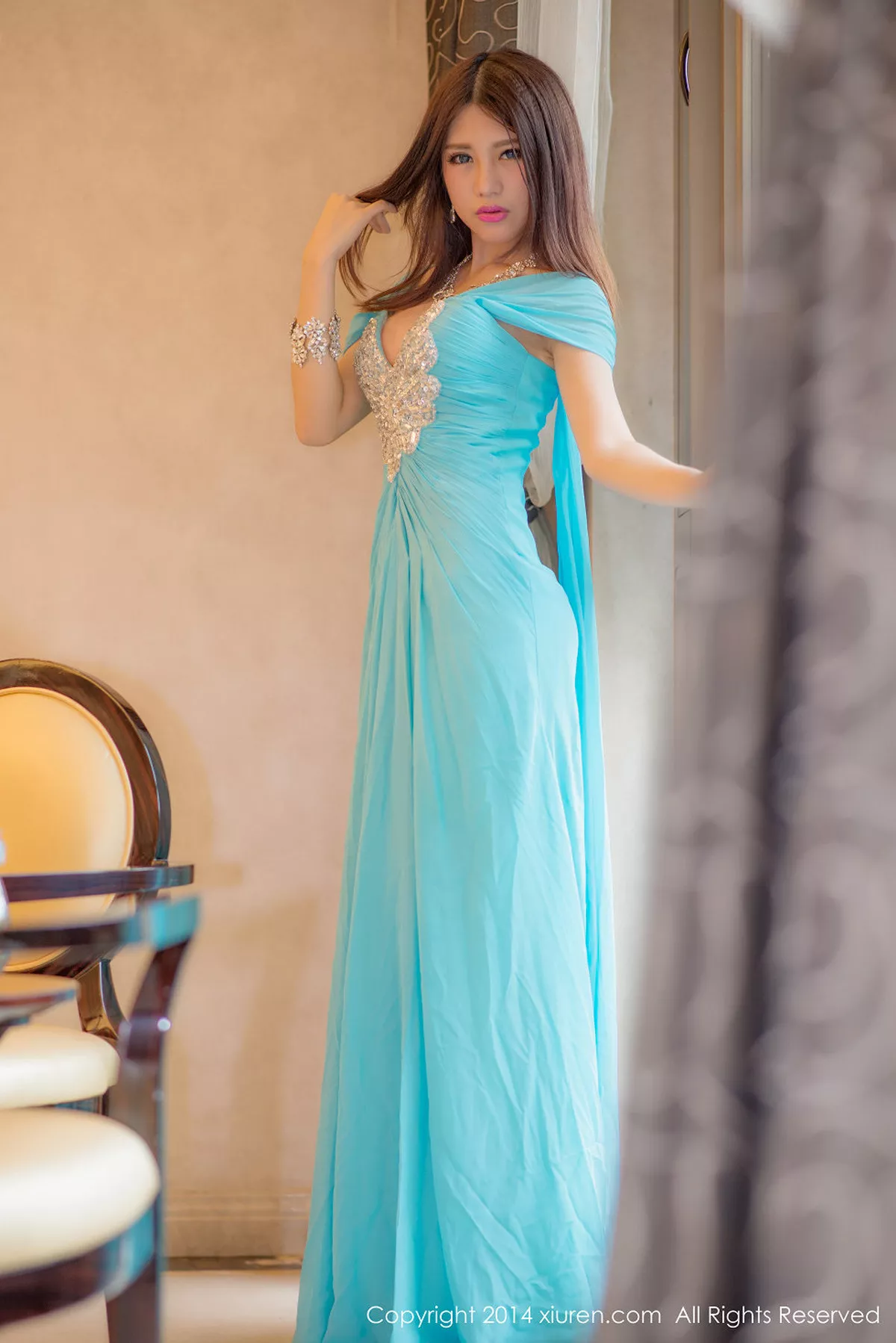 秀人集.com_[XiuRen秀人网]No.166_车模绮里嘉ula居家私房内衣系列露点诱惑写真70P