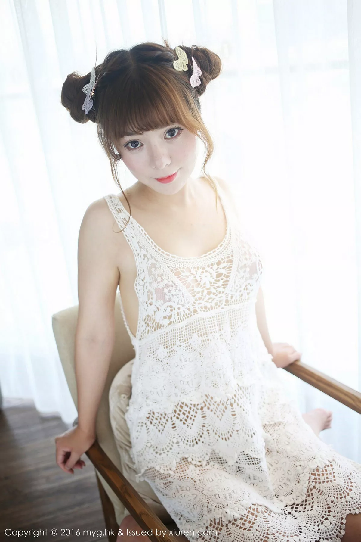 秀人集.com_[MyGirl美媛馆]Vol.225_嫩模粉芭比VV三亚旅拍性感粉红内衣秀豪乳美臀诱惑写真52P