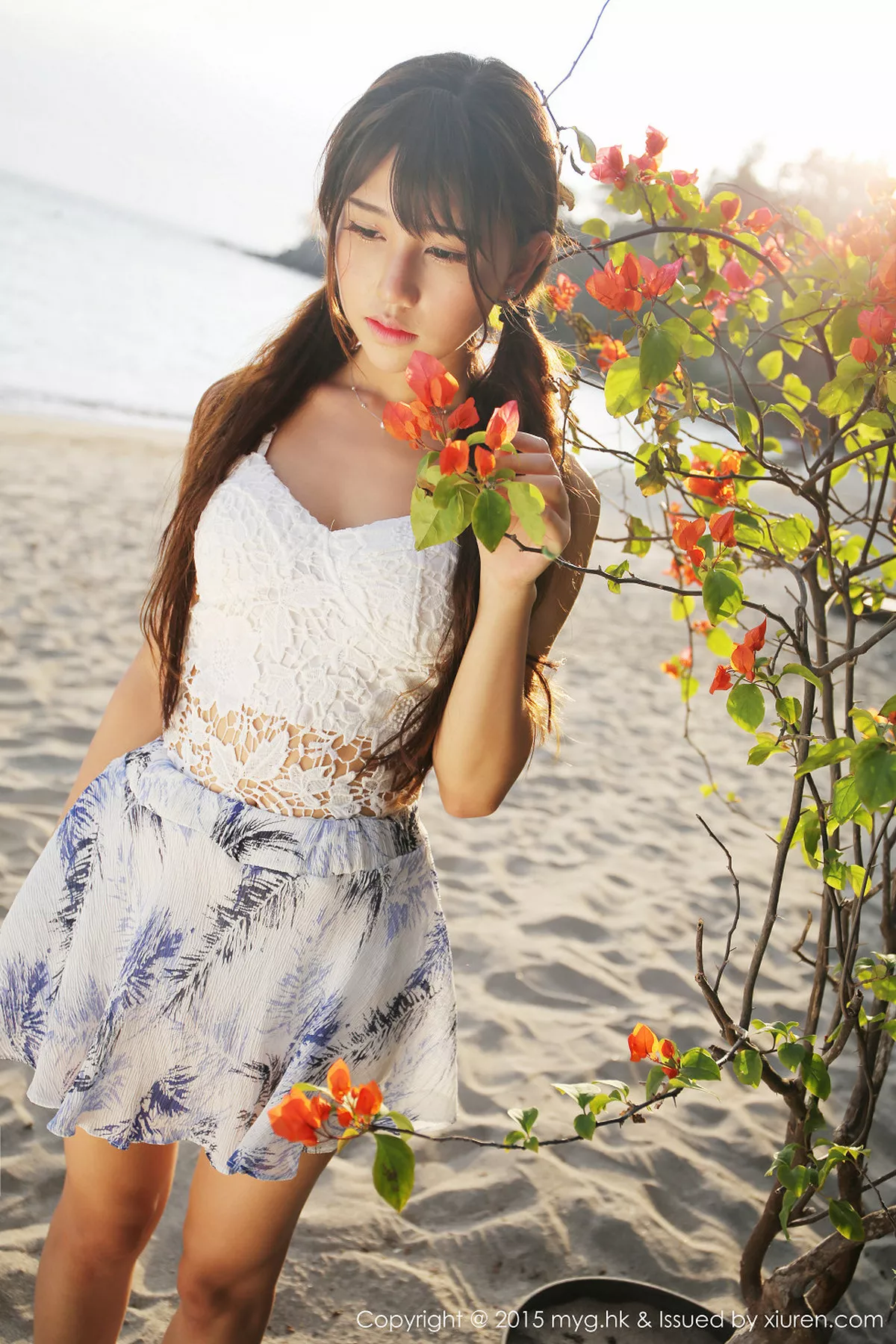 秀人集.com_[MyGirl美媛馆]Vol.154_嫩模Milk楚楚龙目岛旅拍第三套吊带白色内衣清新迷人写真43P