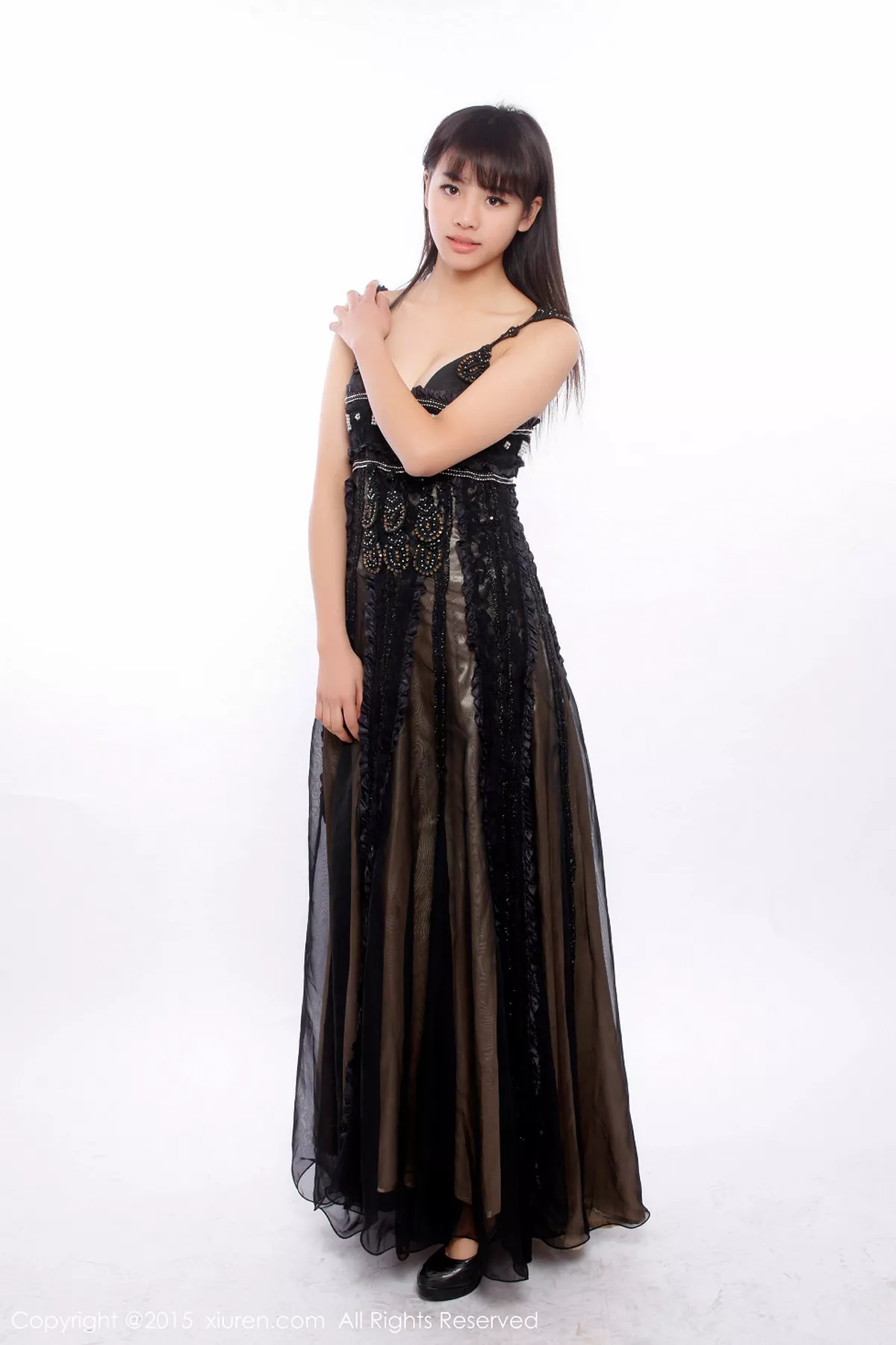 秀人集.com_[XiuRen秀人网]No.318_邻家女孩七米baby户外红色格子裙清新学生装迷人写真112P