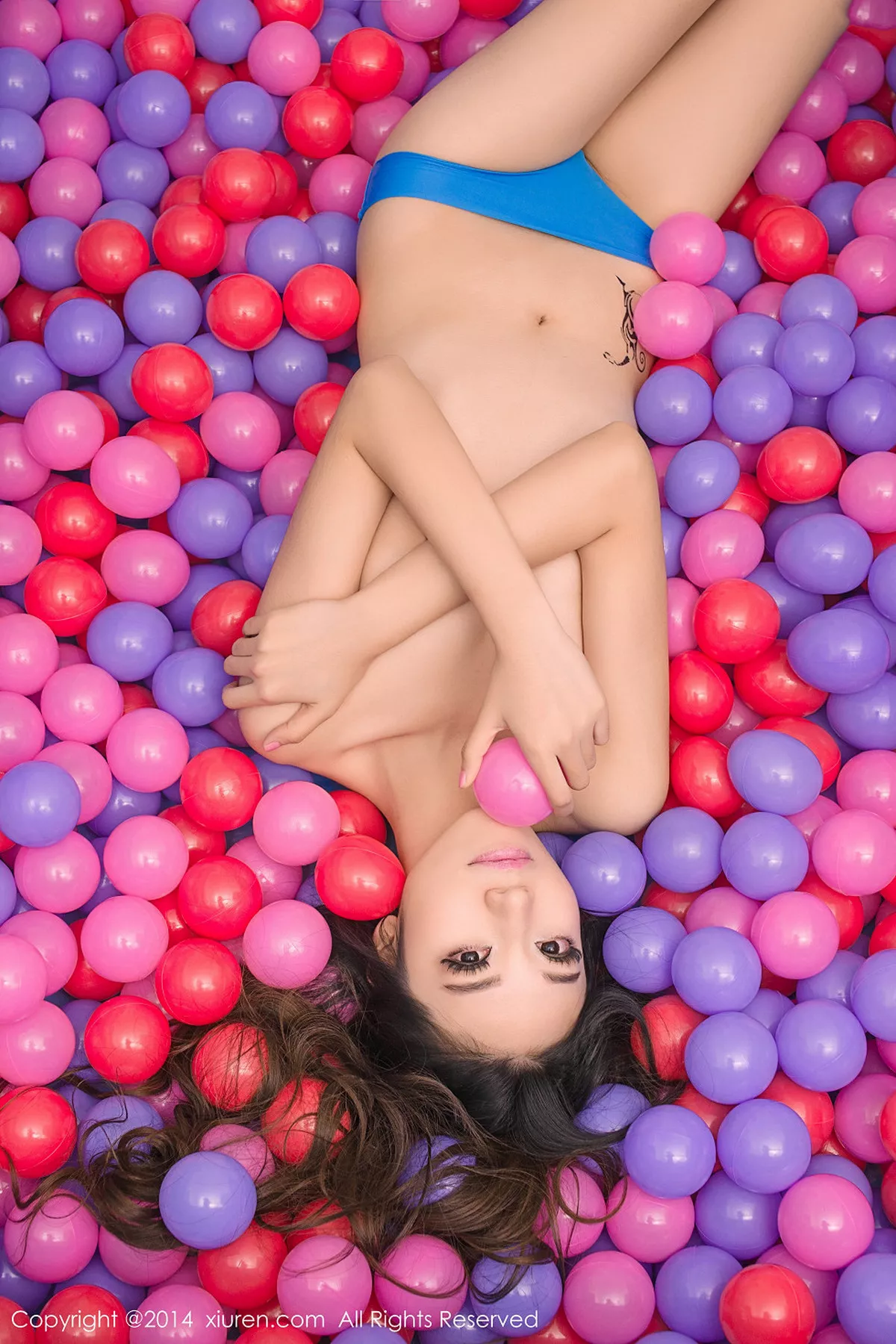 秀人集.com_[XiuRen秀人网]No.230_嫩模Cassie性感情趣睡裙大秀完美身材火辣诱惑写真51P