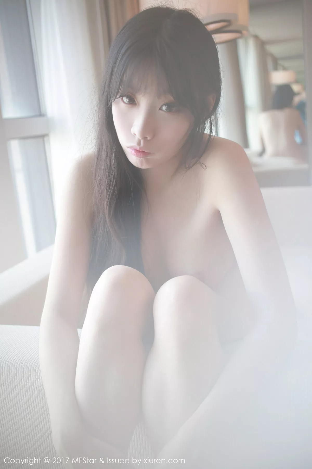 秀人集.com_[MFStar模范学院]Vol.083_新人嫩模草莓兔兔大尺度私房全裸人体艺术诱惑写真30P