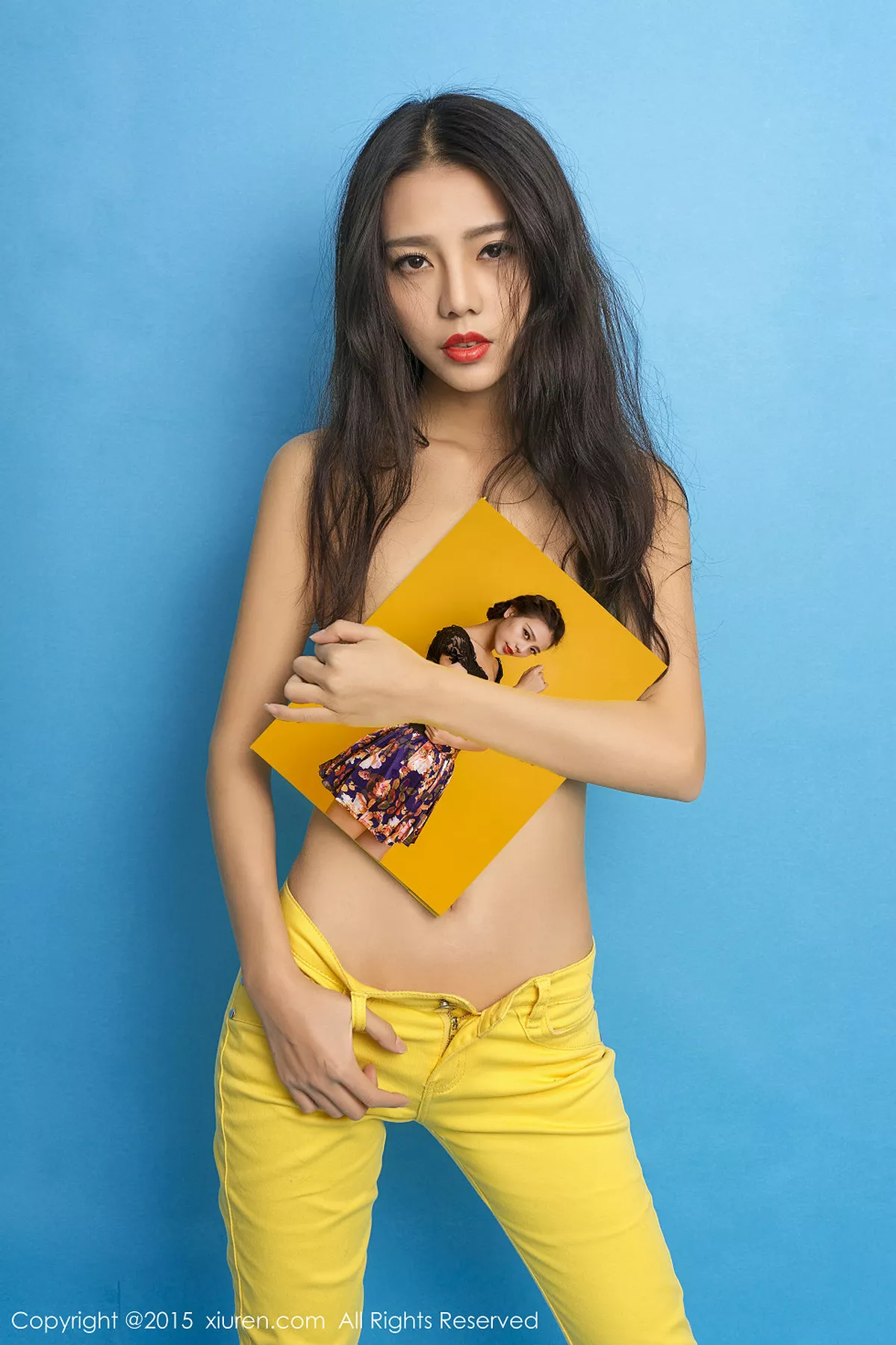 秀人集.com_[XiuRen秀人网]No.297_性感女神HONEYAL书本挡胸半裸秀豪乳完美诱惑写真50P