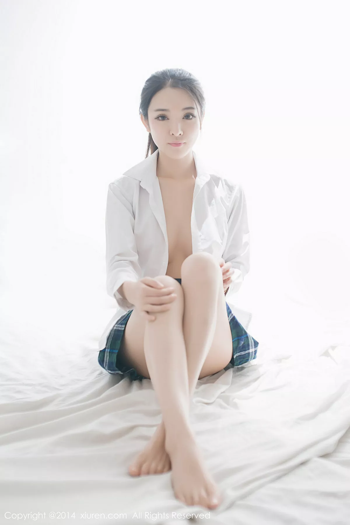 秀人集.com_[XiuRen秀人网]No.256_国产嫩模陈大榕黑色网状裙秀完美身材极致诱惑写真50P