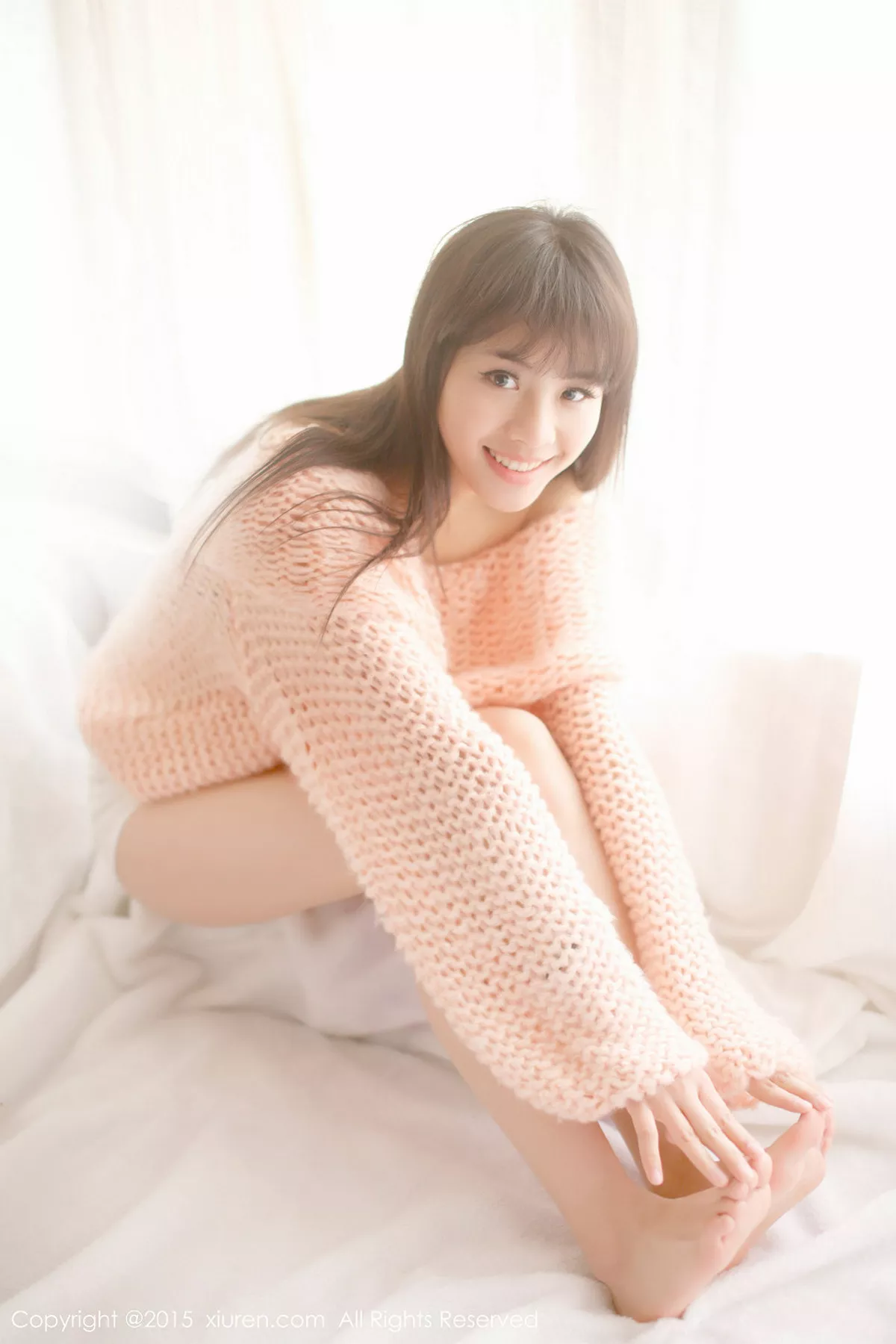 秀人集.com_[XiuRen秀人网]No.318_邻家女孩七米baby户外红色格子裙清新学生装迷人写真112P