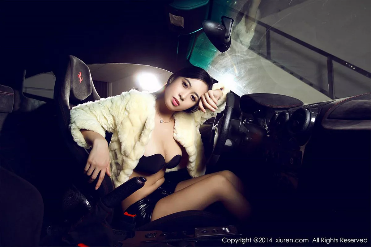 秀人集.com_[XiuRen秀人网]No.252_大胸嫩模黄可christine香车美女性感内衣系列写真60P