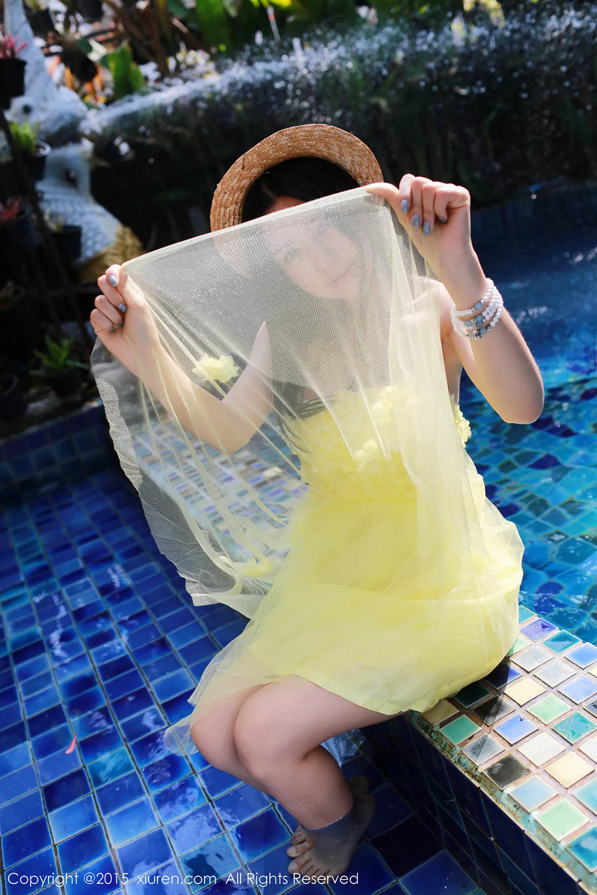 秀人集.com_[XiuRen秀人网]No.296_迷人妹子绮里嘉ula泰国清迈旅拍白色内衣秀美胸性感写真67P