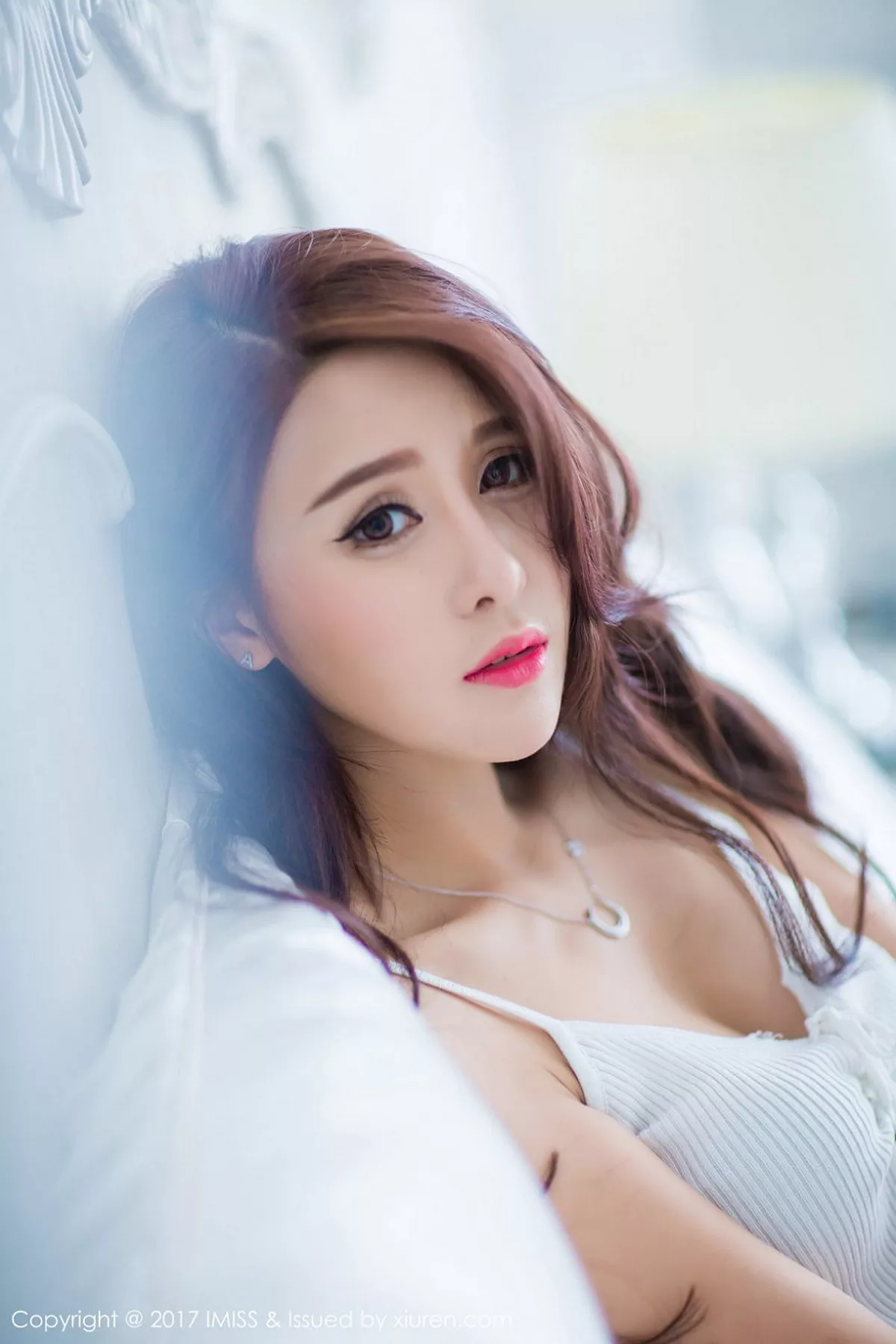 秀人集.com_[IMISS爱蜜社]Vol.148_丽质嫩模娜大少爷居家大床上秀完美曲线修长玉腿迷人写真71P