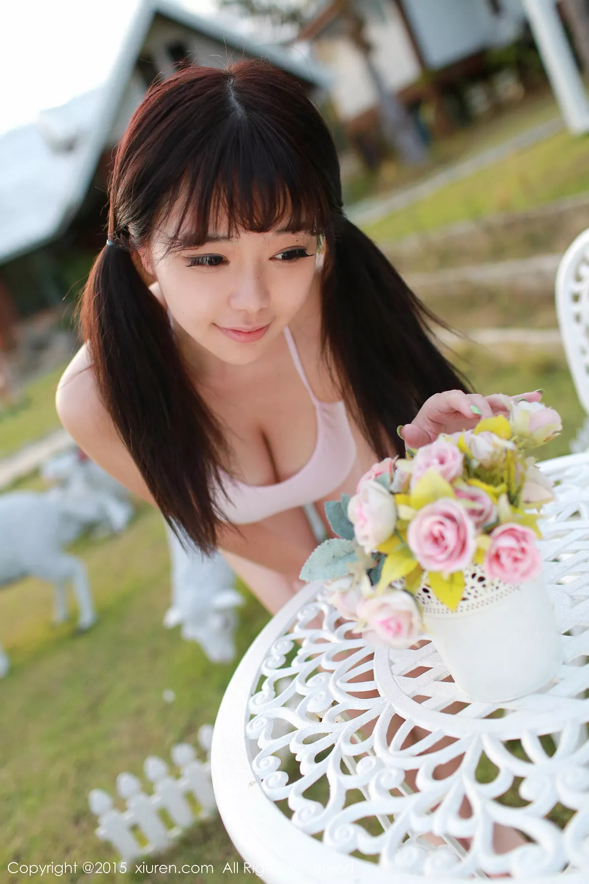 秀人集.com_[XiuRen秀人网]No.291_嫩模刘飞儿Faye泰国清迈旅拍白色内衣秀丰满美乳诱惑写真53P