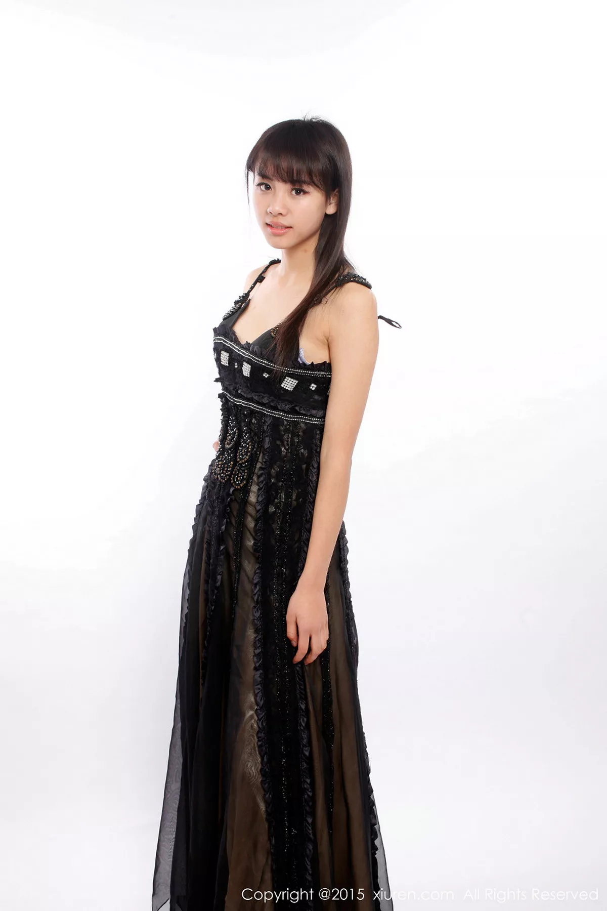 秀人集.com_[XiuRen秀人网]No.318_邻家女孩七米baby户外红色格子裙清新学生装迷人写真112P