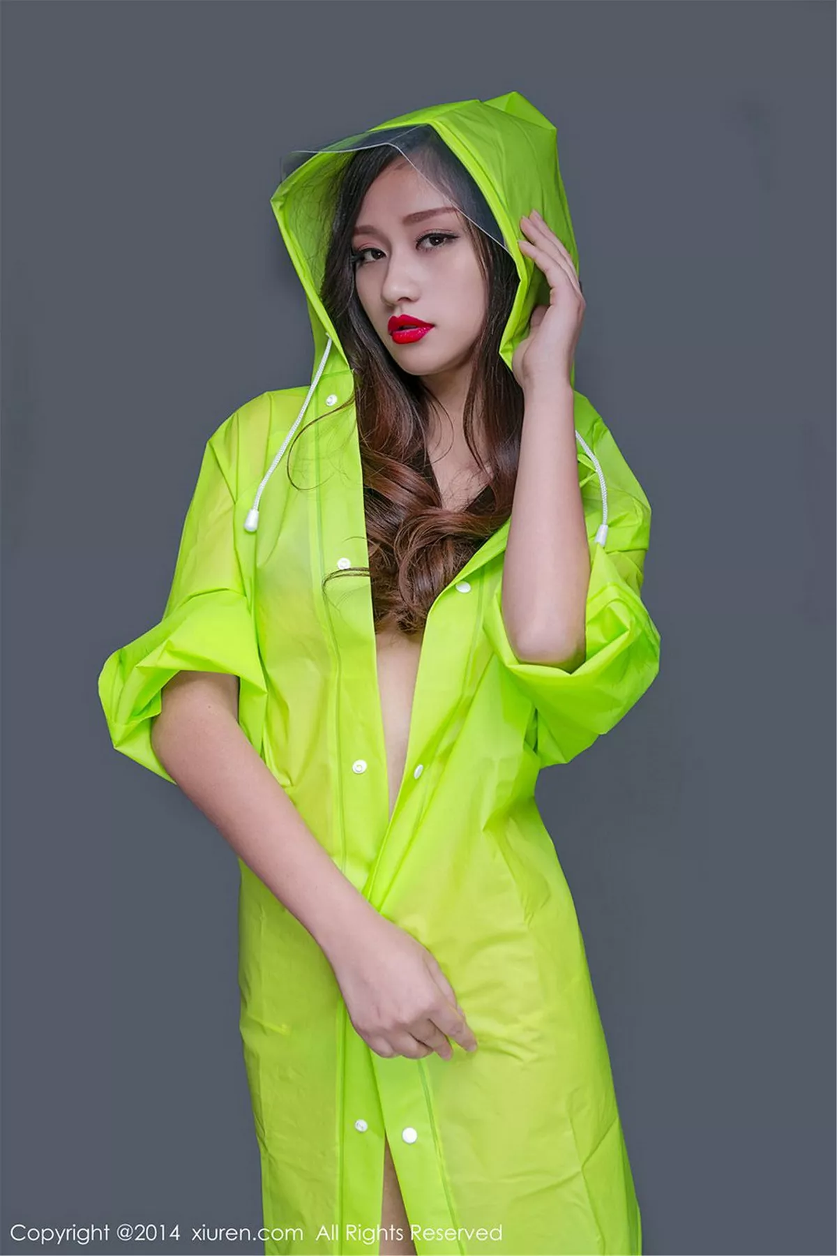 秀人集.com_[XiuRen秀人网]No.264_秀发美女嫩模史雨姐姐居家私房火辣美体真空诱惑写真50P