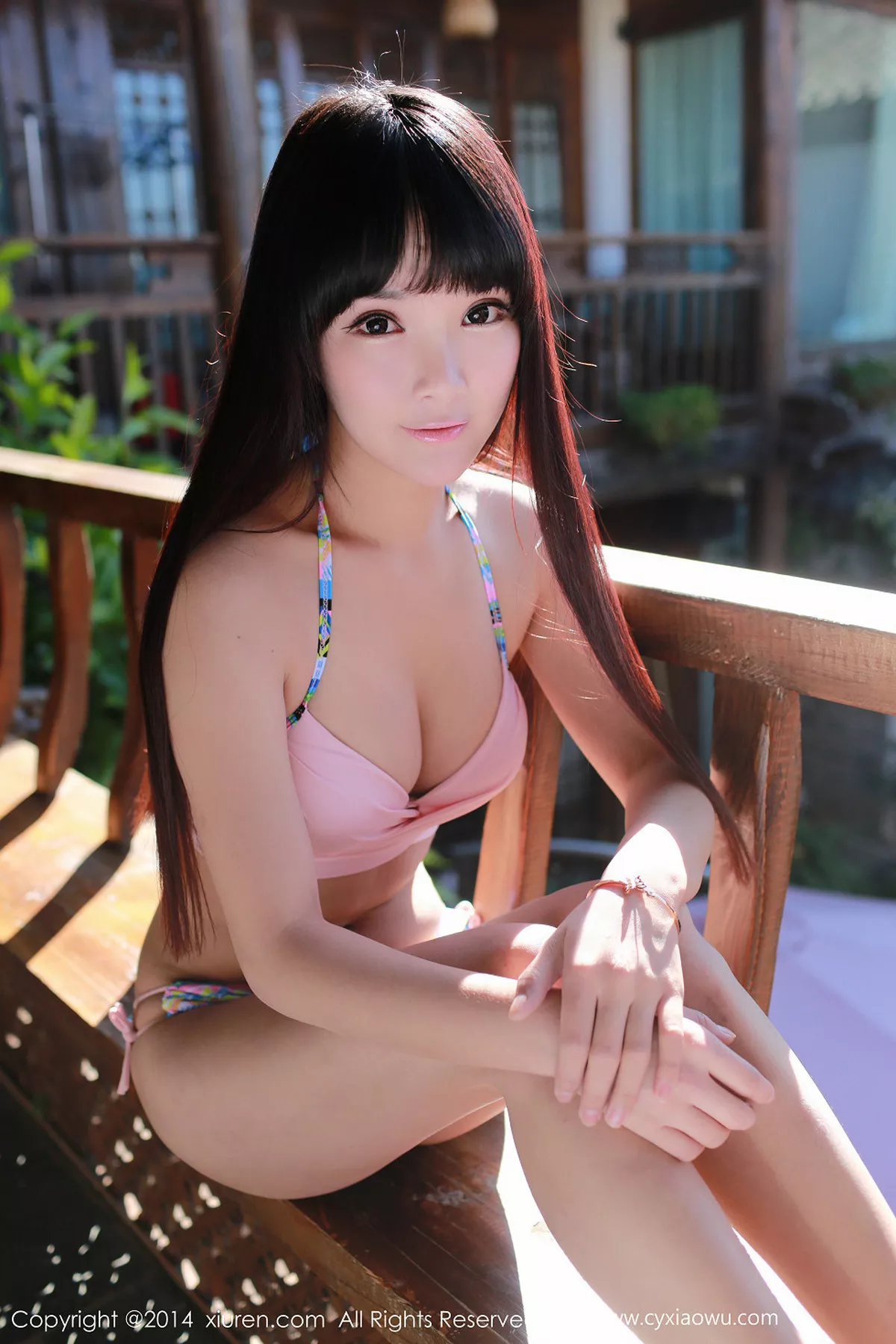 秀人集.com_[XiuRen秀人网]No.239_嫩模妮儿Bluelabel粉红肚兜+性感丁字裤系列诱惑写真35P