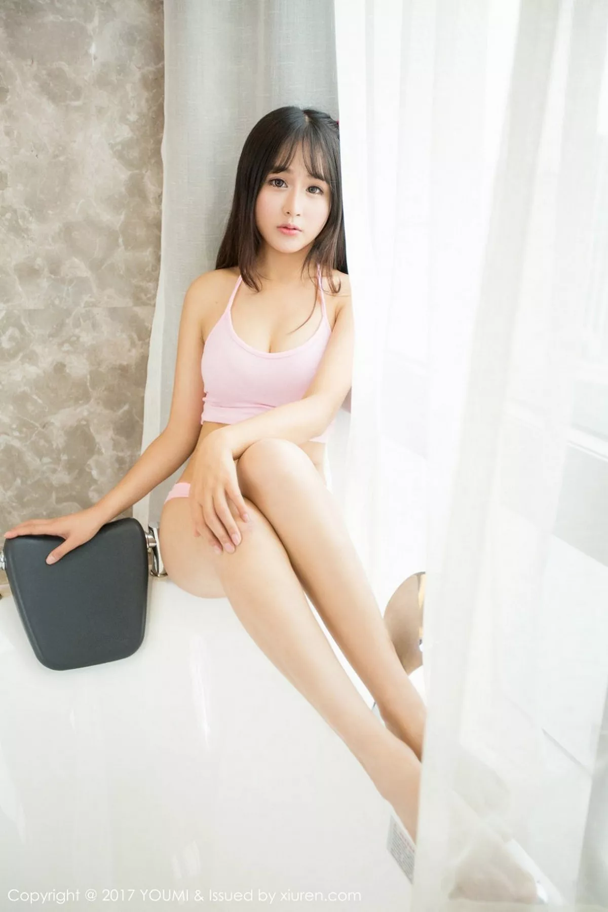 秀人集.com_[YouMi尤蜜荟]Vol.009_童颜巨乳妹子思淇Sukiiii白色吊带内衣秀美胸甜美迷人写真52P