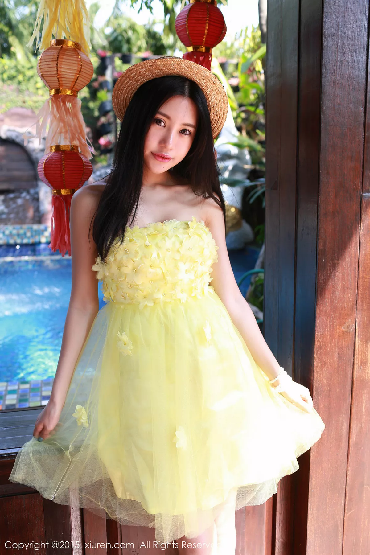 秀人集.com_[XiuRen秀人网]No.296_迷人妹子绮里嘉ula泰国清迈旅拍白色内衣秀美胸性感写真67P