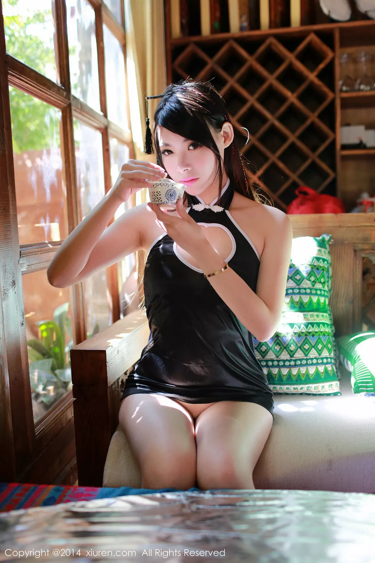 秀人集.com_[XiuRen秀人网]No.229_嫩模MARA醬高叉旗袍系列秀完美身材性感迷人写真56P