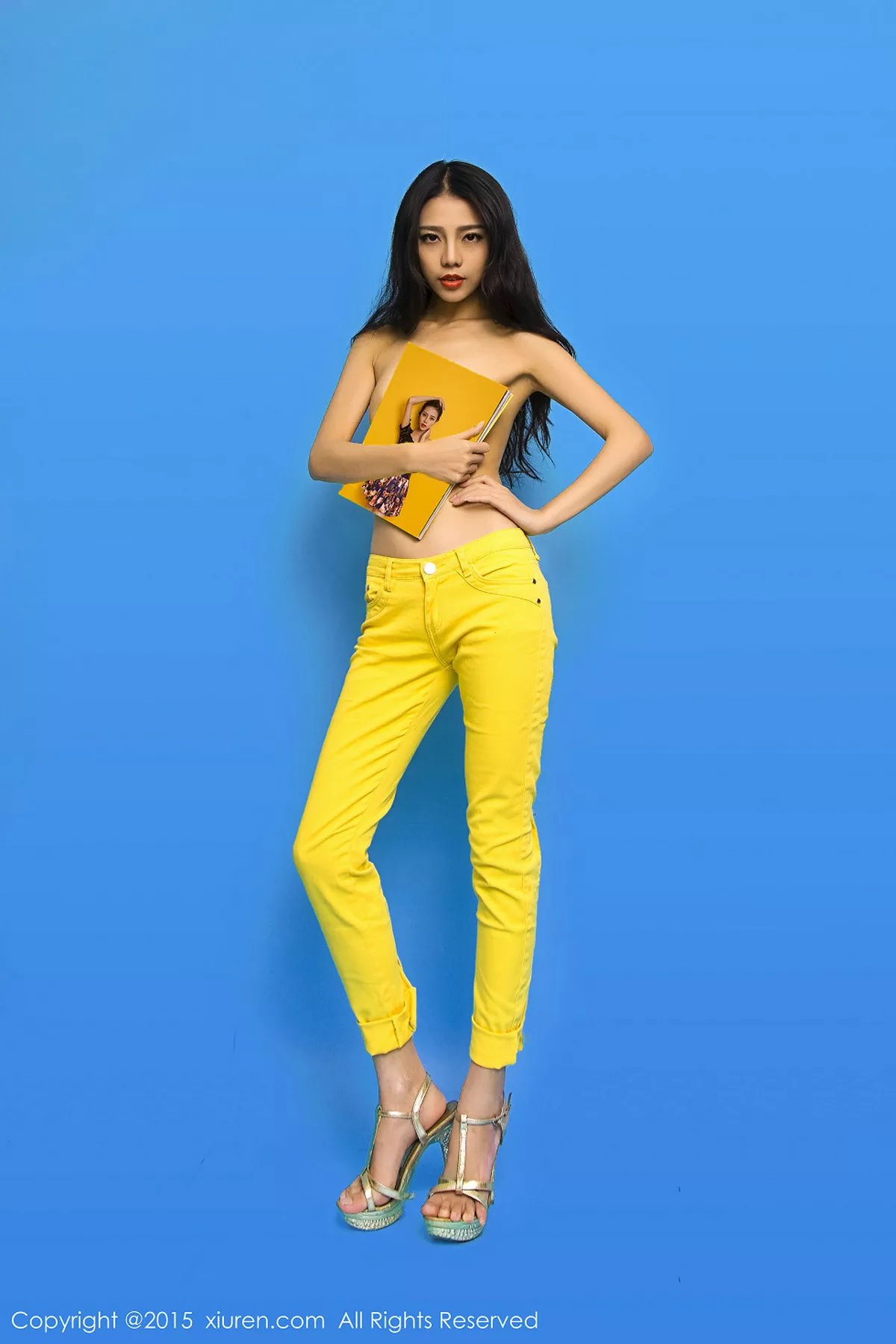 秀人集.com_[XiuRen秀人网]No.297_性感女神HONEYAL书本挡胸半裸秀豪乳完美诱惑写真50P