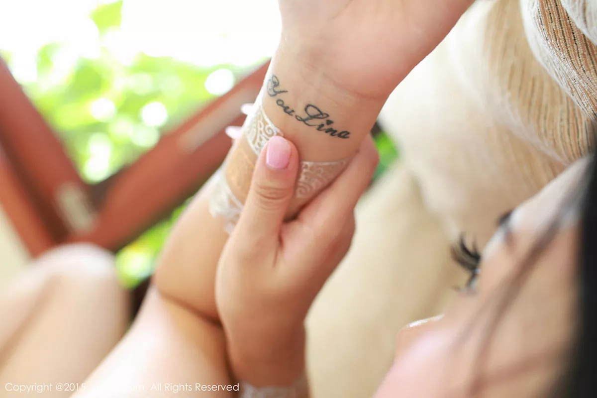 秀人集.com_[XiuRen秀人网]No.436_嫩模兜豆靓Youlina苏梅岛旅拍半露翘臀完美诱惑写真57P