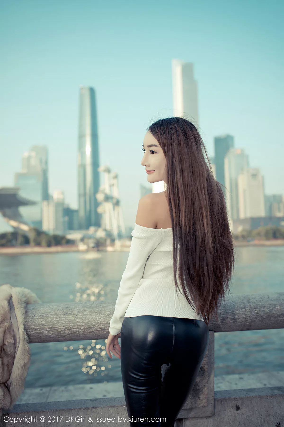 秀人集.com_[DKGirl御女郎]Vol.010_嫩模婕西儿jessie浴室比基尼新春主题露豪乳福利诱惑写真54P