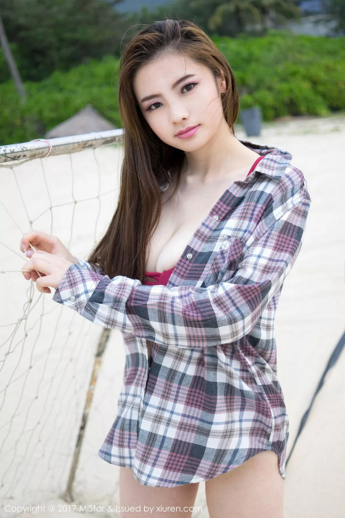 秀人集.com_[MiStar魅妍社]Vol.151_嫩模佳妮Jenny户外半脱内衣秀豪乳白嫩肥臀诱惑写真50P