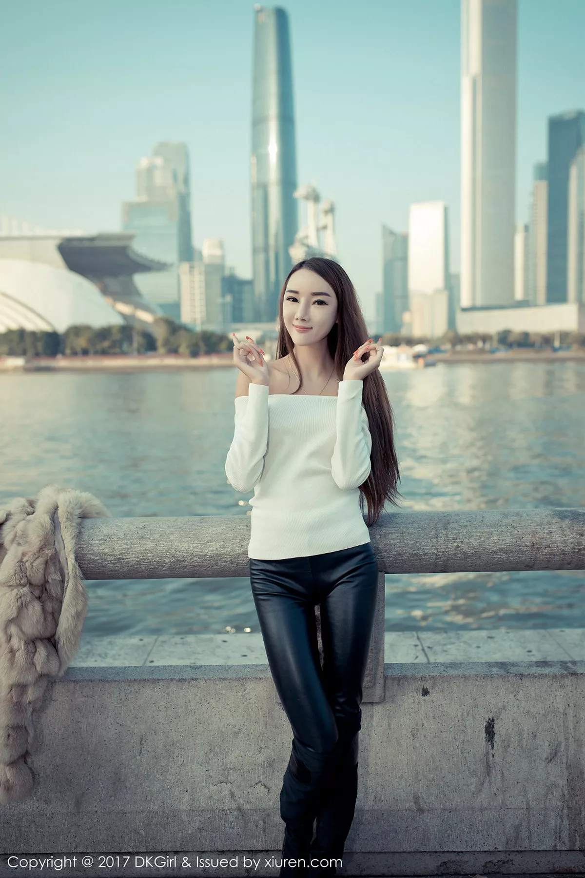 秀人集.com_[DKGirl御女郎]Vol.010_嫩模婕西儿jessie浴室比基尼新春主题露豪乳福利诱惑写真54P