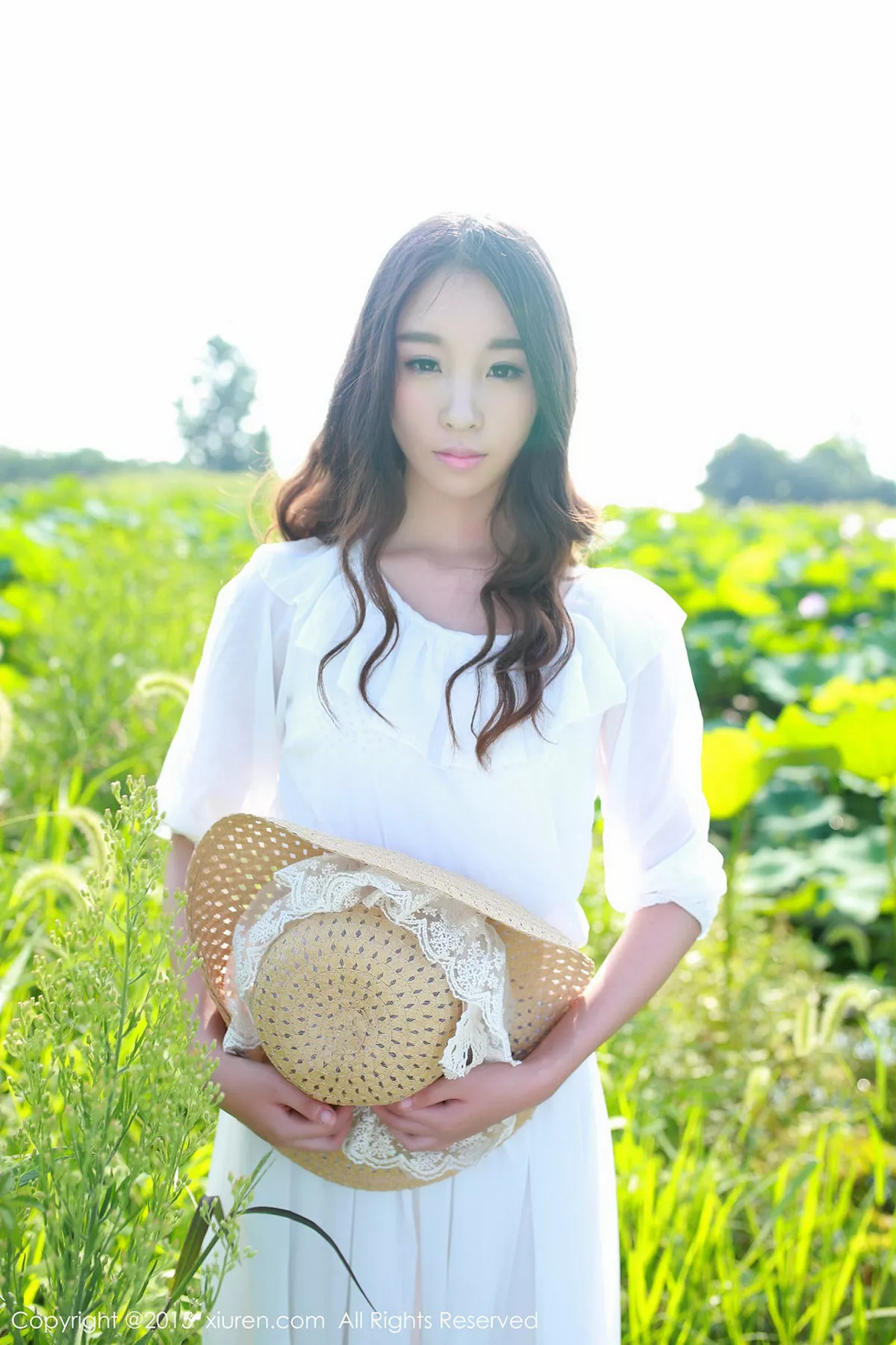 秀人集.com_[XiuRen秀人网]No.371_清纯妹子梓萱Crystal脱白色连身裙秀性感内衣写真45P