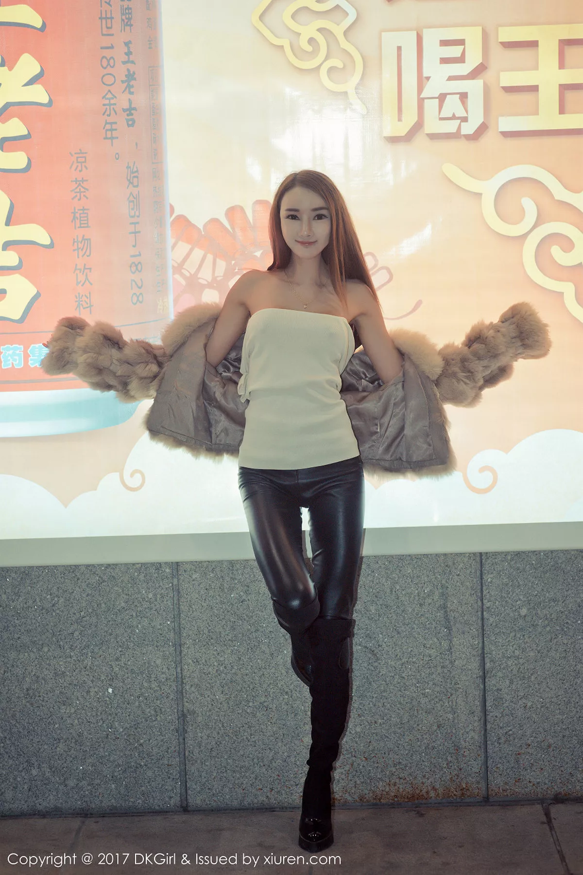 秀人集.com_[DKGirl御女郎]Vol.010_嫩模婕西儿jessie浴室比基尼新春主题露豪乳福利诱惑写真54P