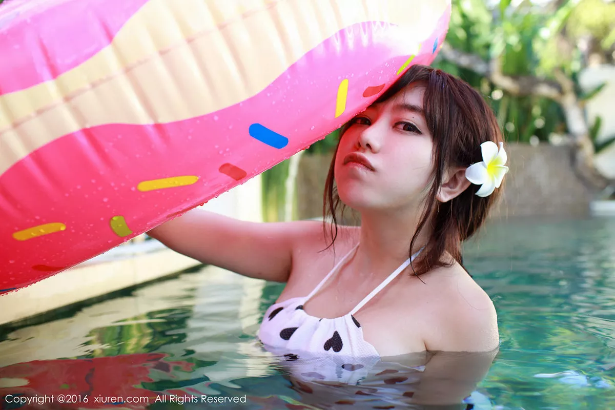 秀人集.com_[XiuRen秀人网]No.470_嫩模刘飞儿Faye巴厘岛性感比基尼傲人胸器完美诱惑写真50P