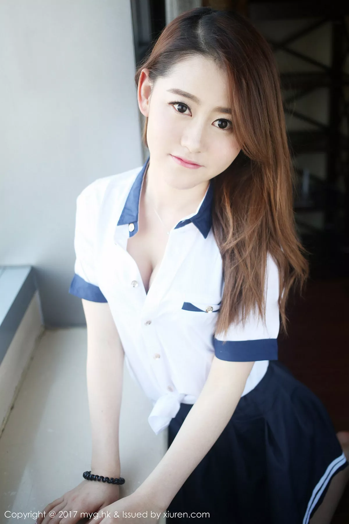 秀人集.com_[MyGirl美媛馆]Vol.241_养眼嫩模艾然Airan短裙学生装+性感兔女郎完美诱惑写真51P