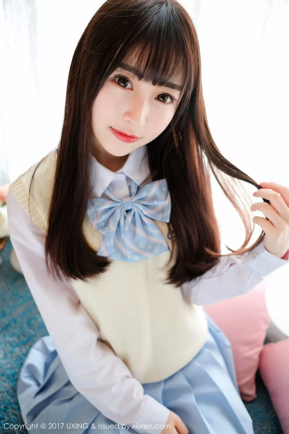 秀人集.com_[UXING优星馆]Vol.041_萝莉妹子丸子mayuki清纯学生装秀完美身材清爽迷人写真43P