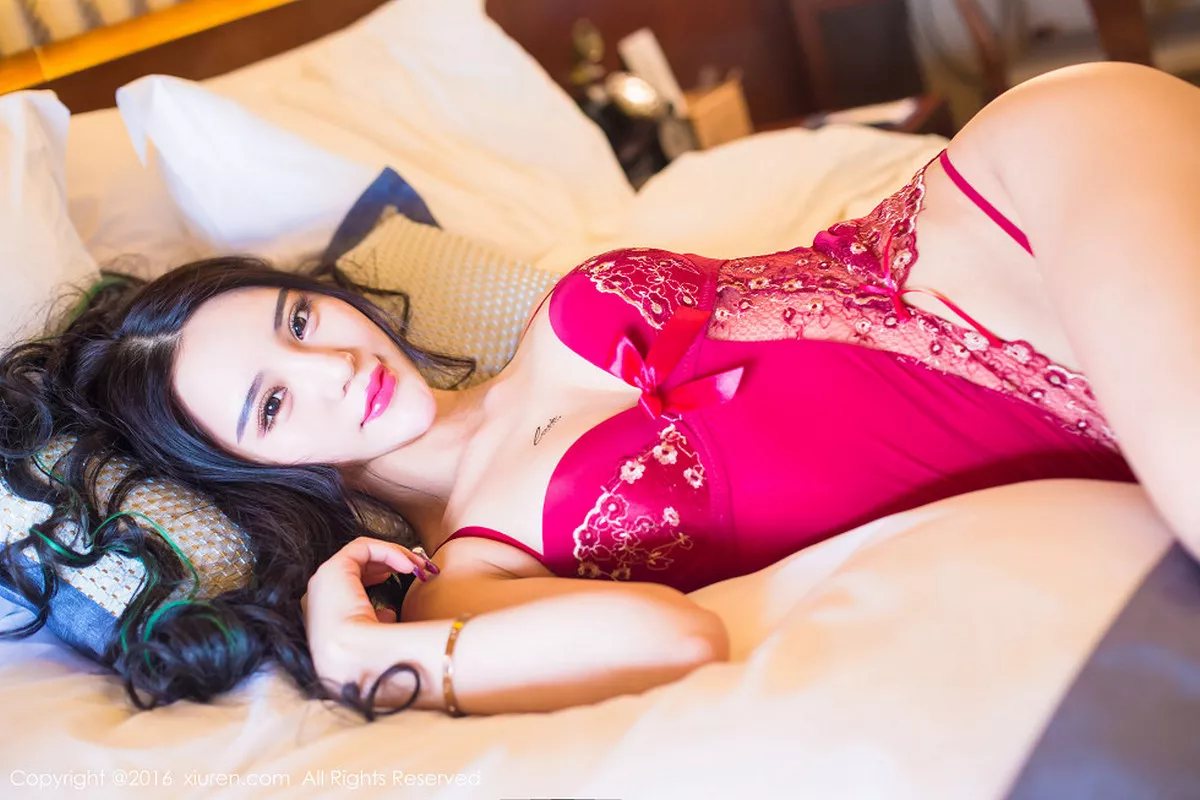 秀人集.com_[XiuRen秀人网]No.506_网络红人陈雅漫VICKY红色情趣内衣秀美胸性感红唇写真88P