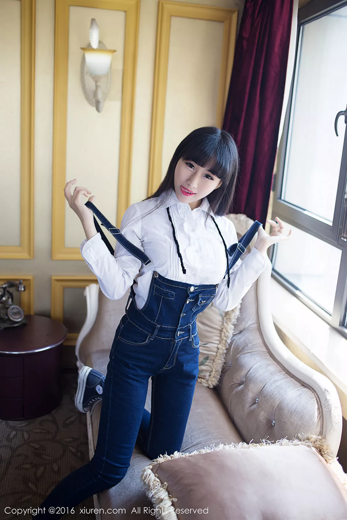 秀人集.com_[XiuRen秀人网]No.520_新人嫩模月音瞳居家私房性感红唇童颜巨乳撩人诱惑写真59P