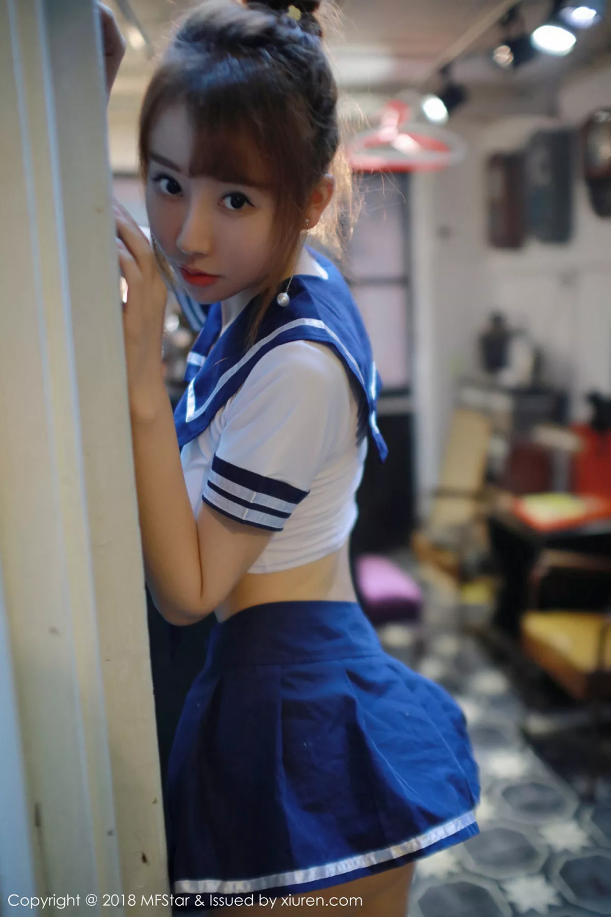 秀人集.com_[MFStar模范学院]Vol.154_嫩模夏笑笑Summer私房学生装半脱真空露豪乳翘臀诱惑写真35P