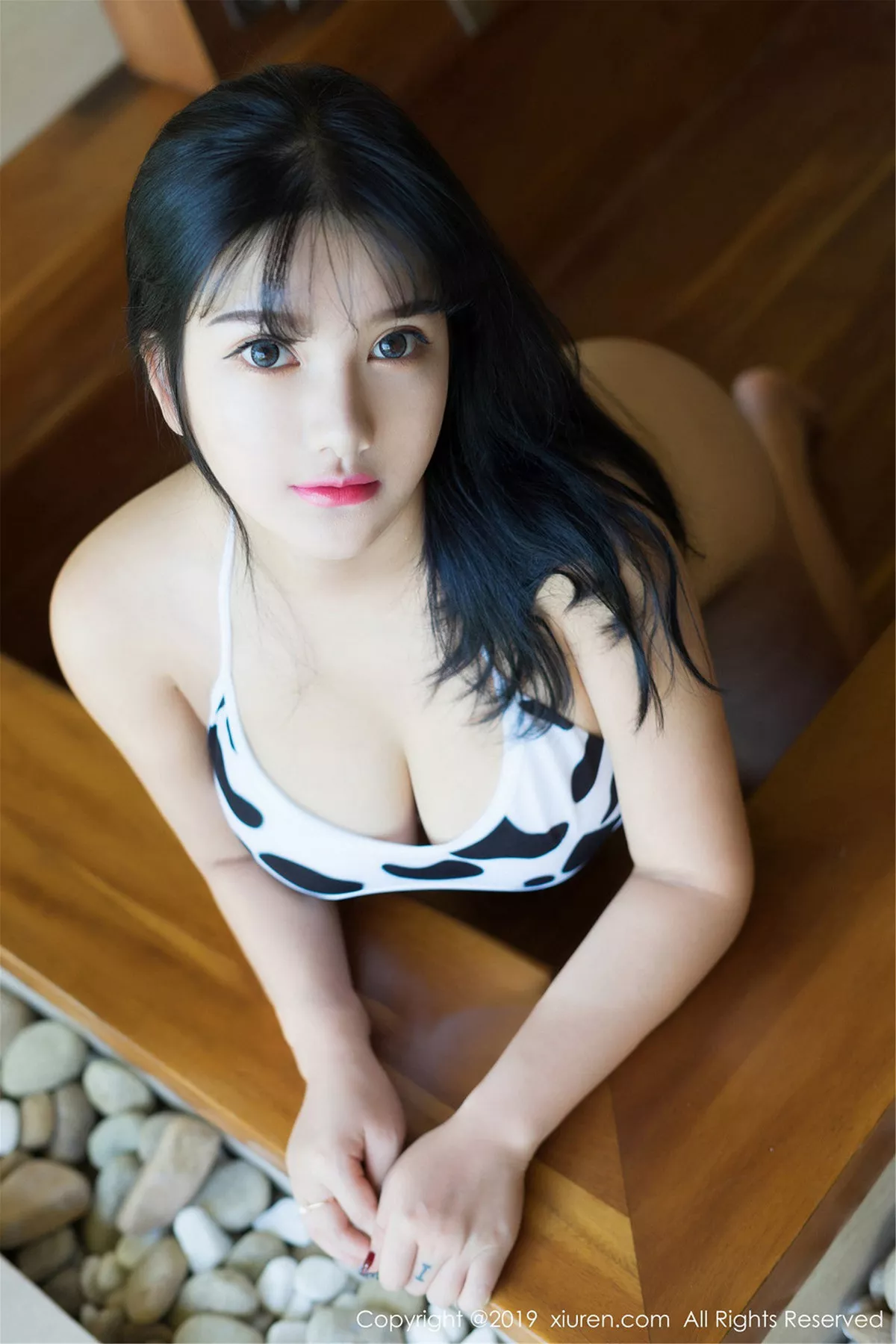 秀人集.com_[XiuRen秀人网]No.1603_嫩模小尤奈富国岛旅拍私房奶牛内衣半脱露傲人豪乳极致诱惑写真50P