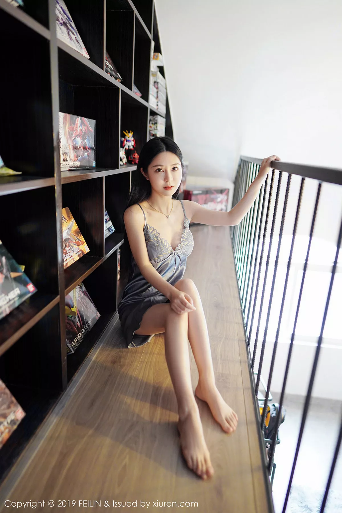 秀人集.com_[FeiLin嗲囡囡]Vol.207_嫩模luna张静燕私房性感内衣系列秀苗条身材甜美迷人写真51P