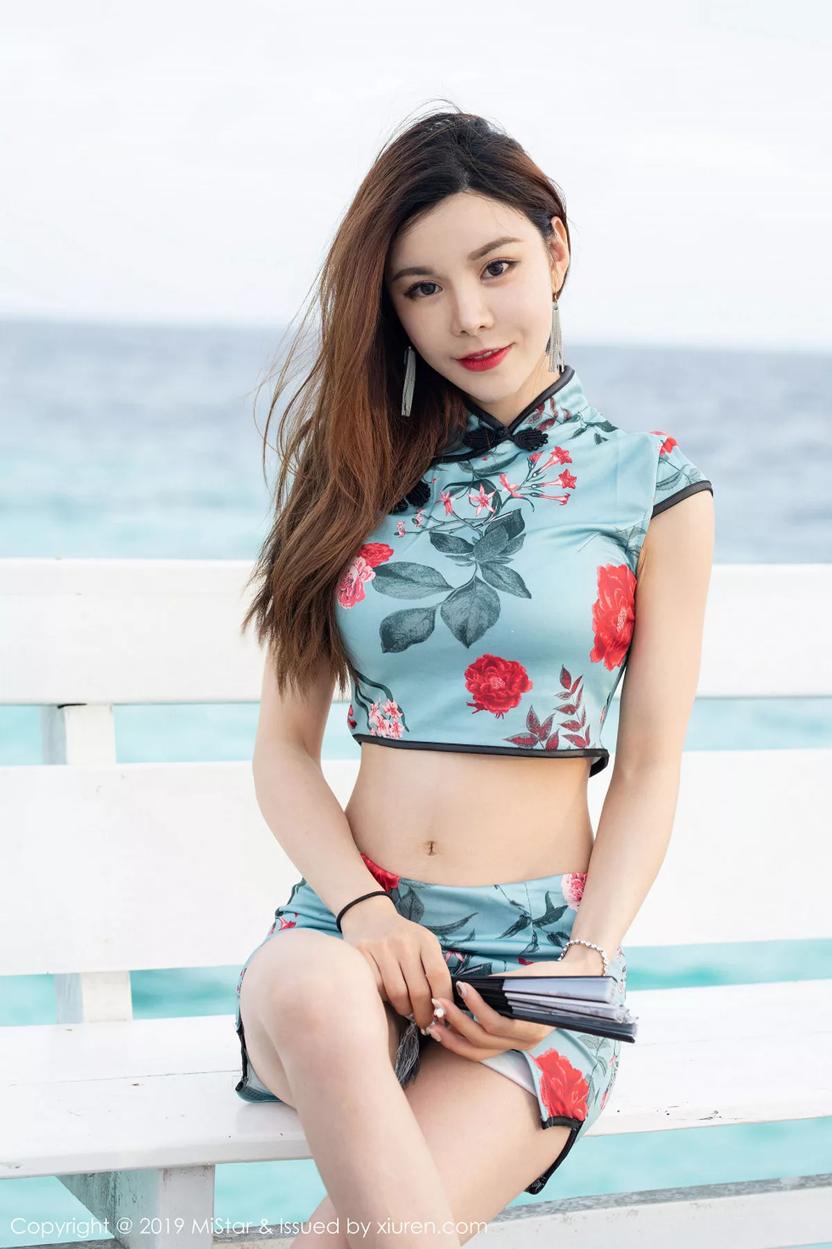 秀人集.com_[MiStar魅妍社]Vol.306_嫩模沈佳熹仙本那旅拍户外华丽古韵旗袍装扮性感写真40P