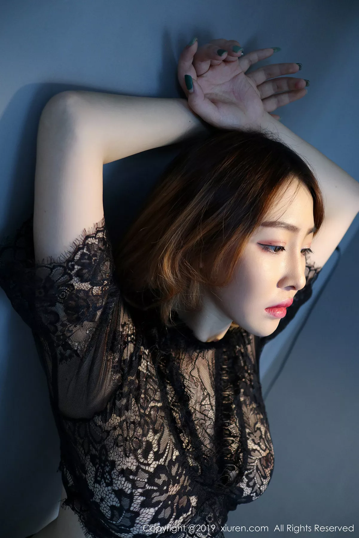 秀人集.com_[XiuRen秀人网]No.1686_嫩模瑶啊摇的瑶居家私房大尺度全裸秀火辣身材撩人诱惑写真32P