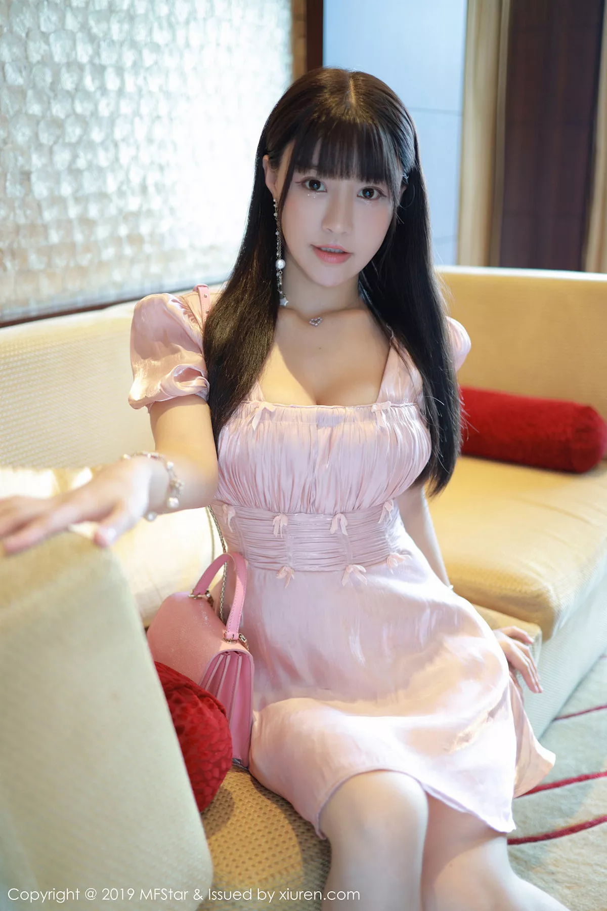 秀人集.com_[MFStar模范学院]Vol.217_女神Flower朱可儿粉色连身裙全脱秀性感内衣完美诱惑写真90P