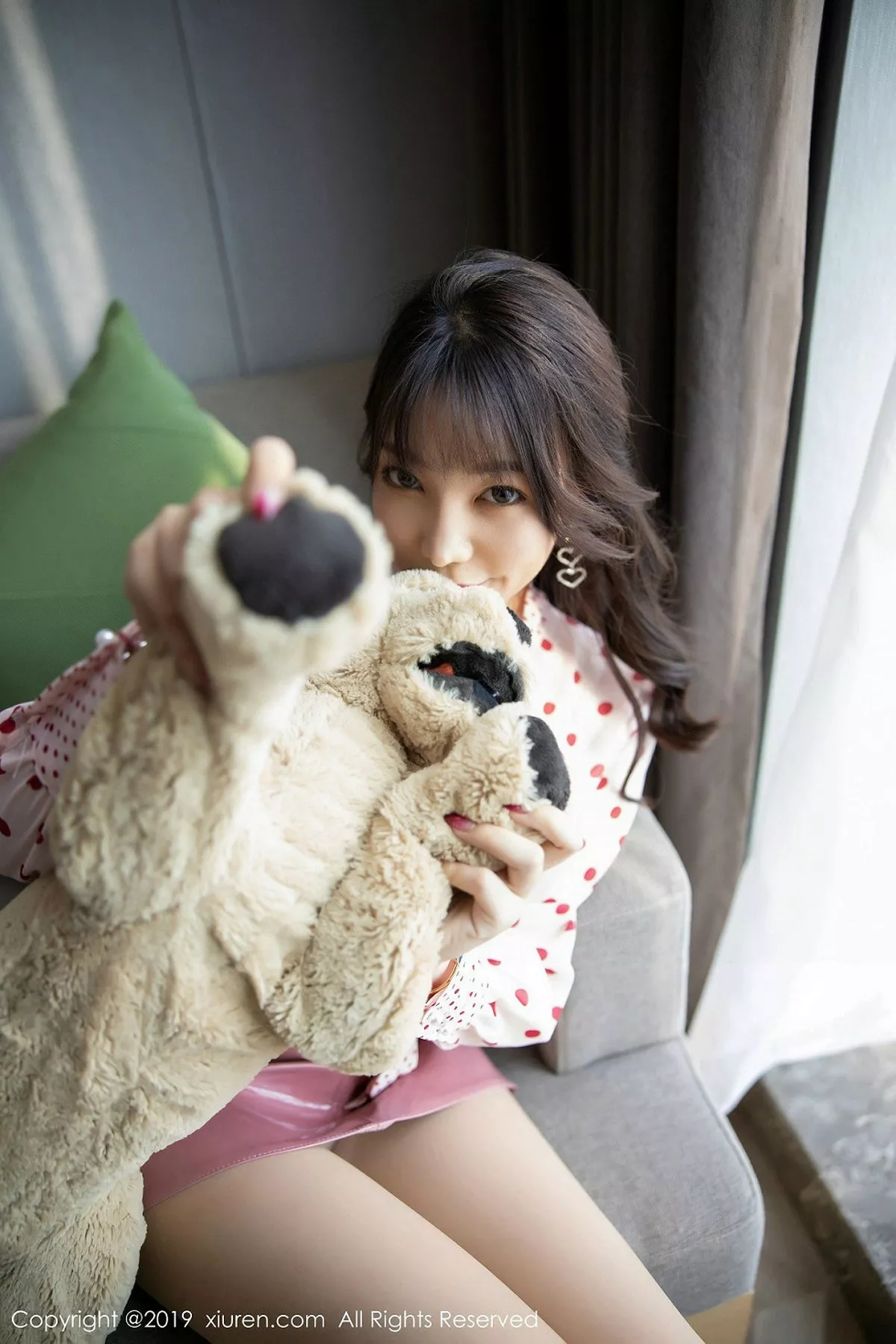 秀人集.com_[XiuRen秀人网]No.1742_女神芝芝Booty私房粉色短裙半脱露无内肉丝裤袜秀翘臀诱惑写真87P