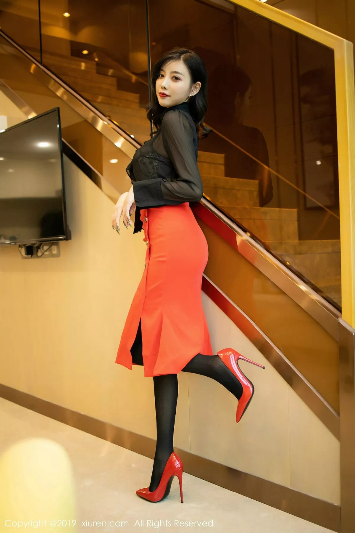 秀人集.com_[XiuRen秀人网]No.1778_女神杨晨晨sugar私房透视情趣内衣配吊带黑丝惹火诱惑写真83P