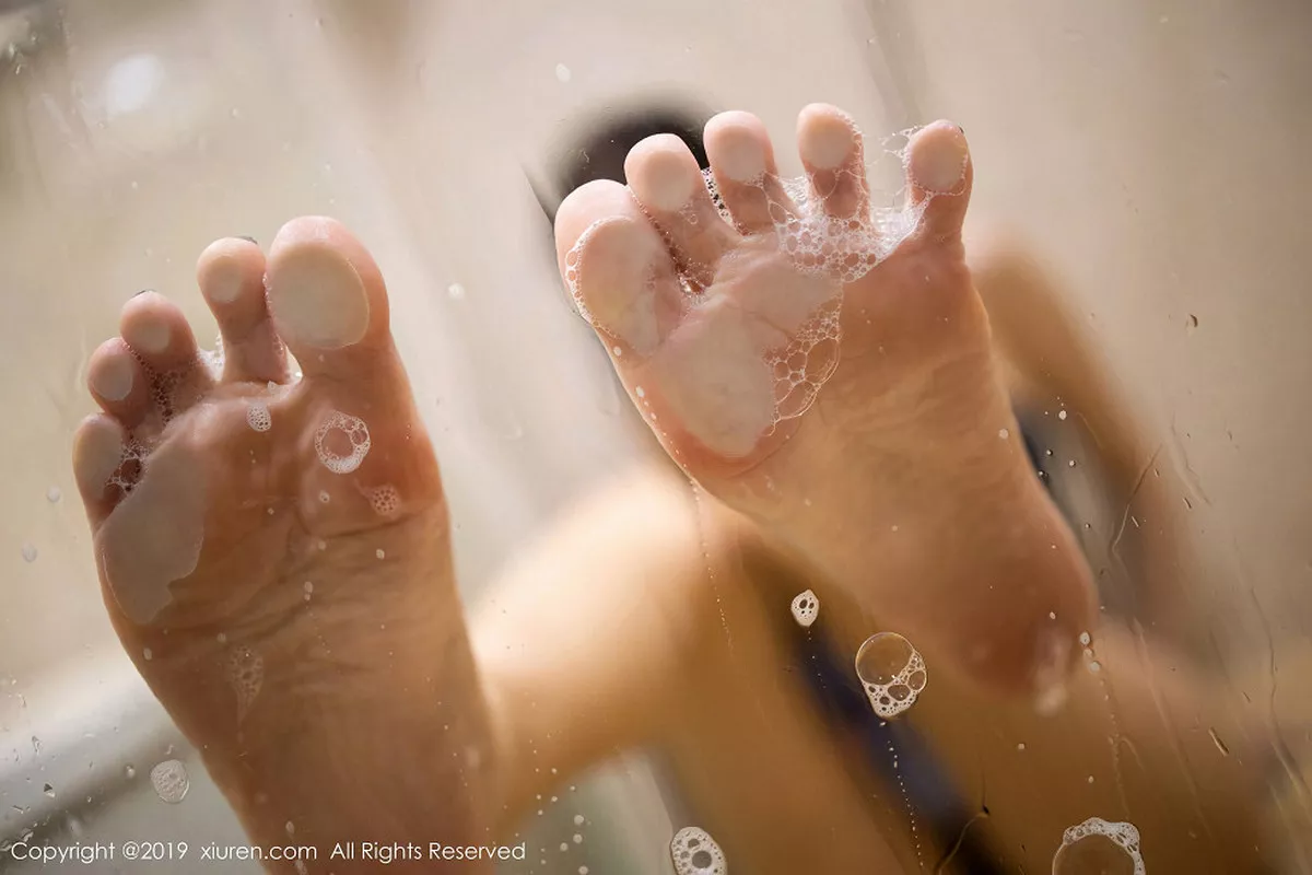 秀人集.com_[XiuRen秀人网]No.1797_女神杨晨晨sugar私房浴室里高叉连体衣湿身透视诱惑写真77P