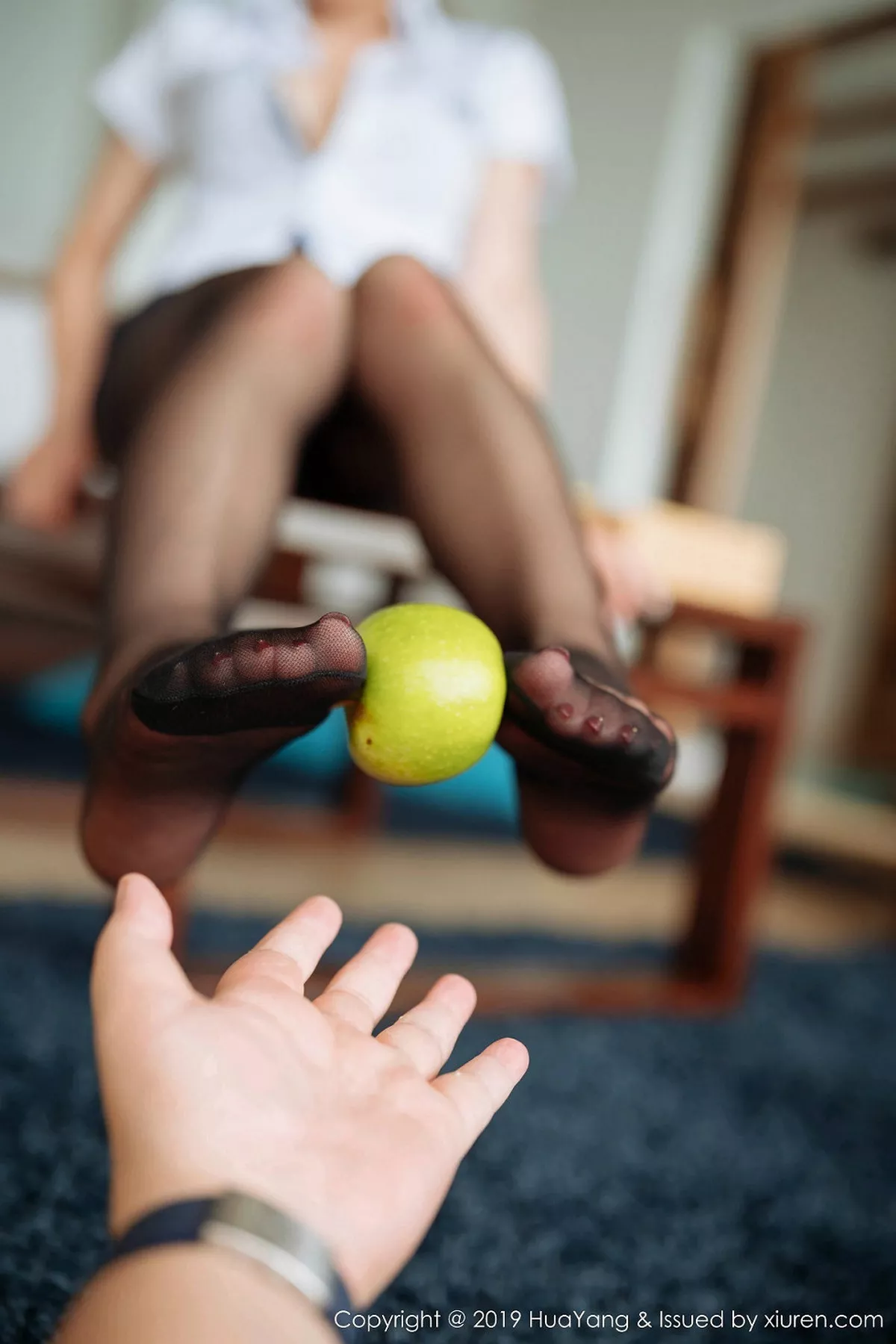 秀人集.com_[HuaYang花漾]Vol.186_女神周于希Sandy角色扮演空姐制服超薄无内黑丝完美诱惑写真61P