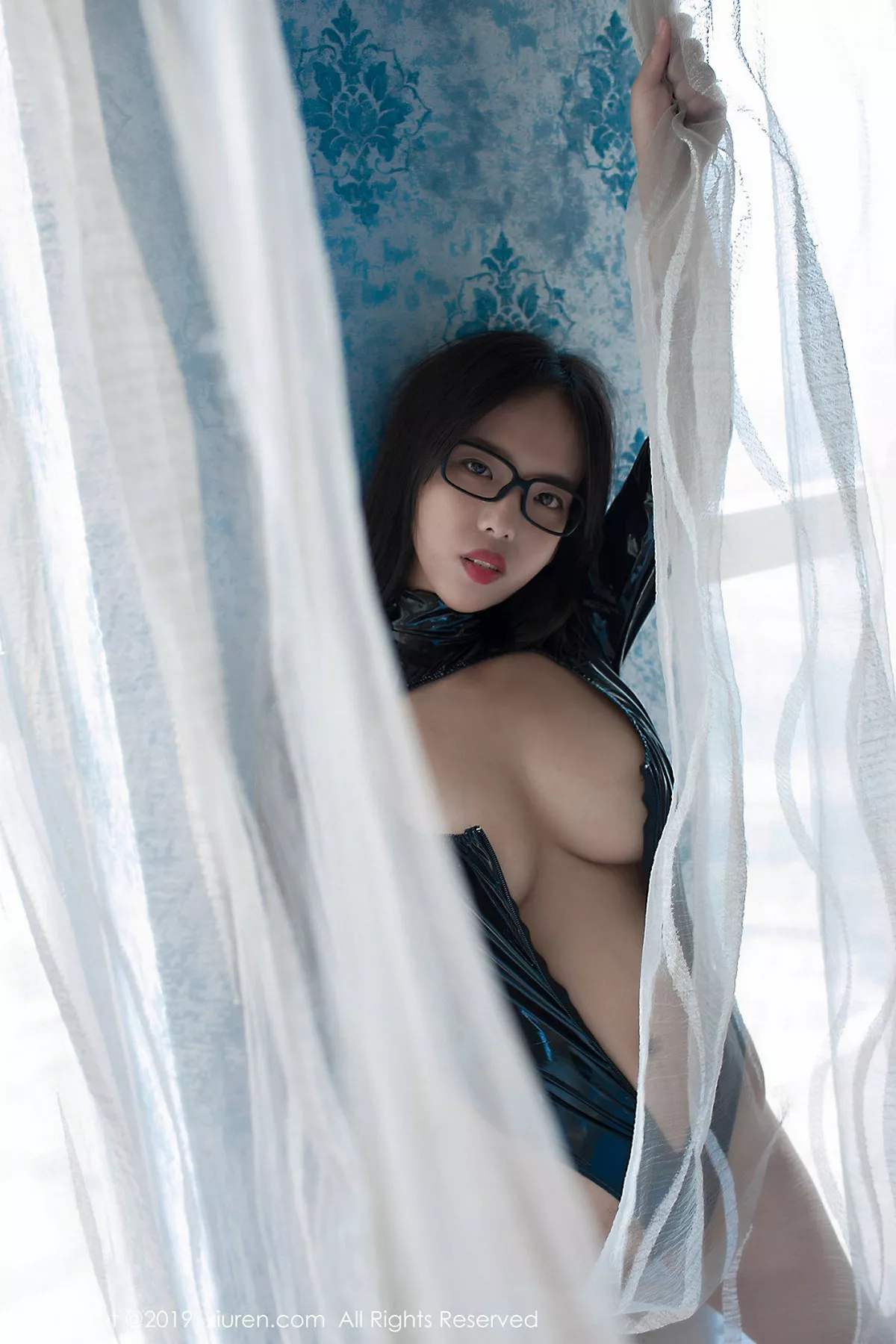 秀人集.com_[XiuRen秀人网]No.1796_嫩模小幸运ly私房黑色皮质开胸高叉连体衣秀豪乳撩人诱惑写真46P