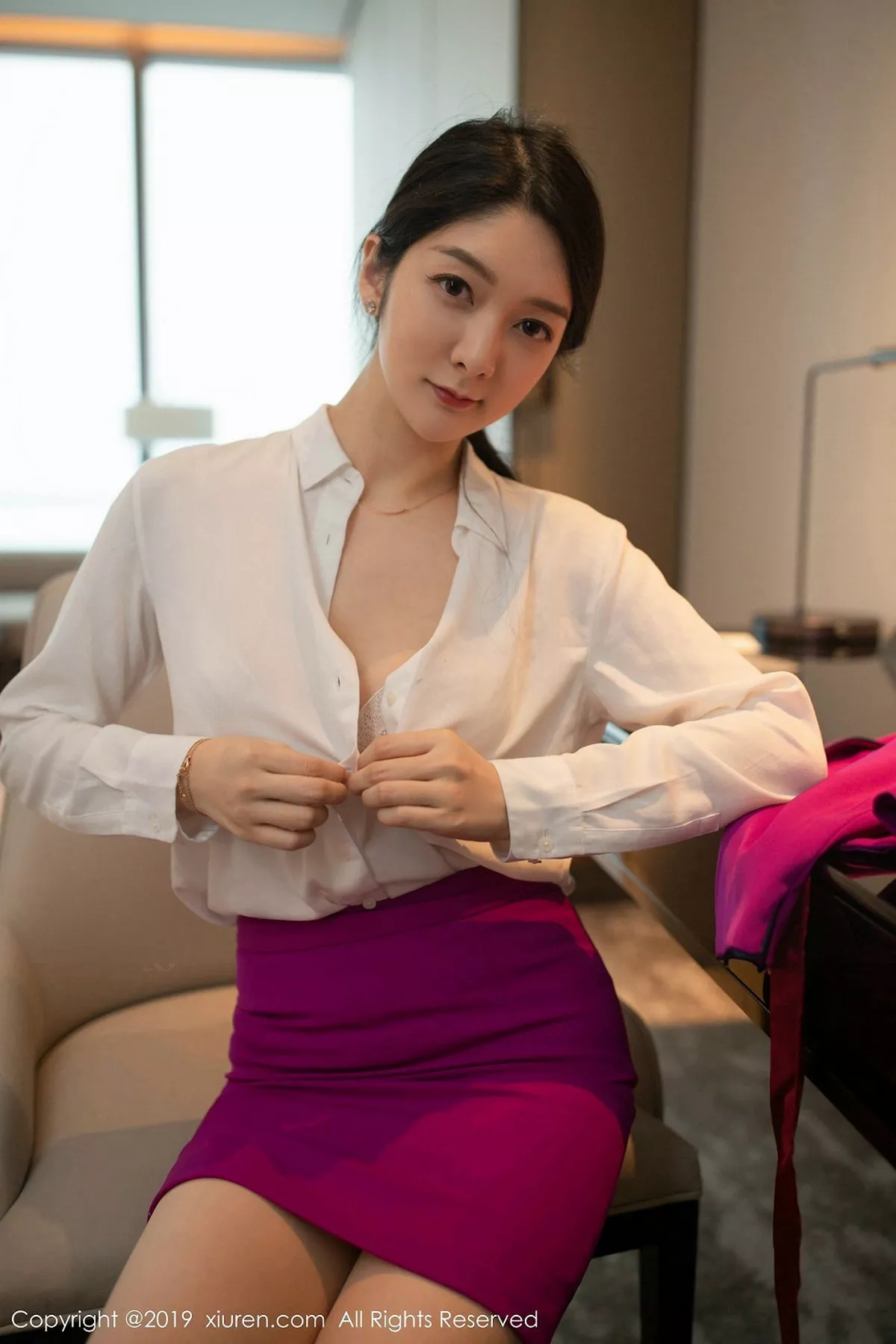 秀人集.com_[XiuRen秀人网]No.1799_女神Angela小热巴私房空姐制服蕾丝内衣秀傲人豪乳诱惑写真99P