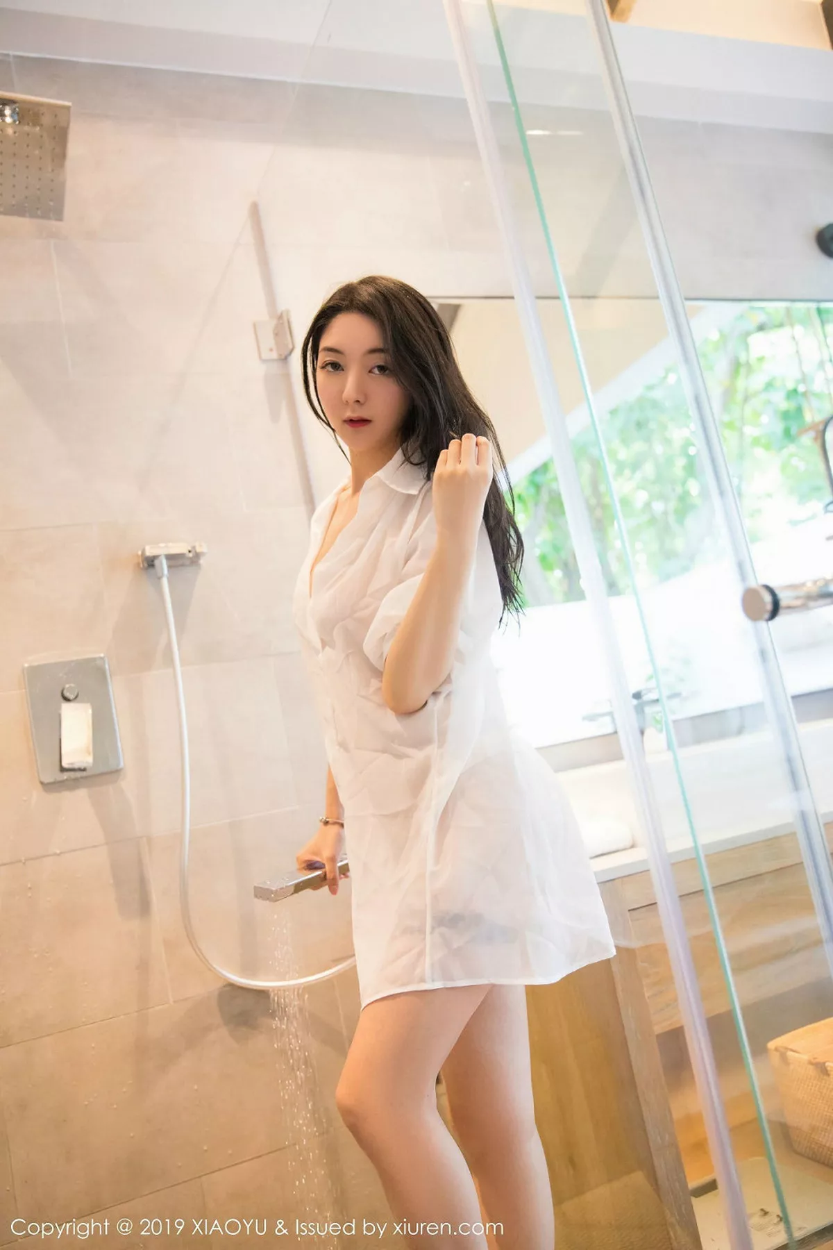 秀人集.com_[XiaoYu画语界]Vol.211_女神Angela小热巴私房白色蕾丝内衣配白丝袜透视诱惑写真100P